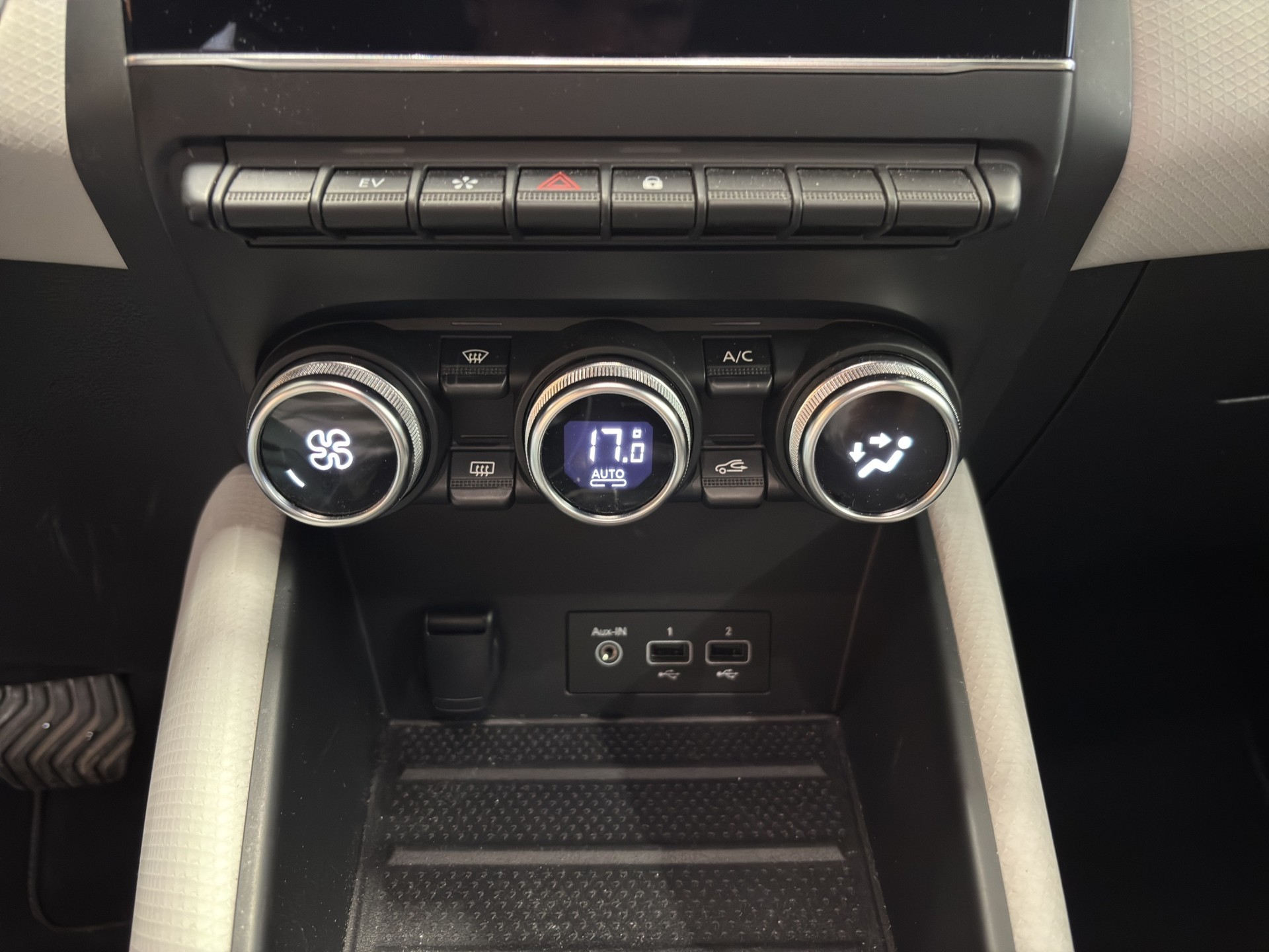 RENAULT Captur 1.6 E-Tech Edition1 DHT-image-20