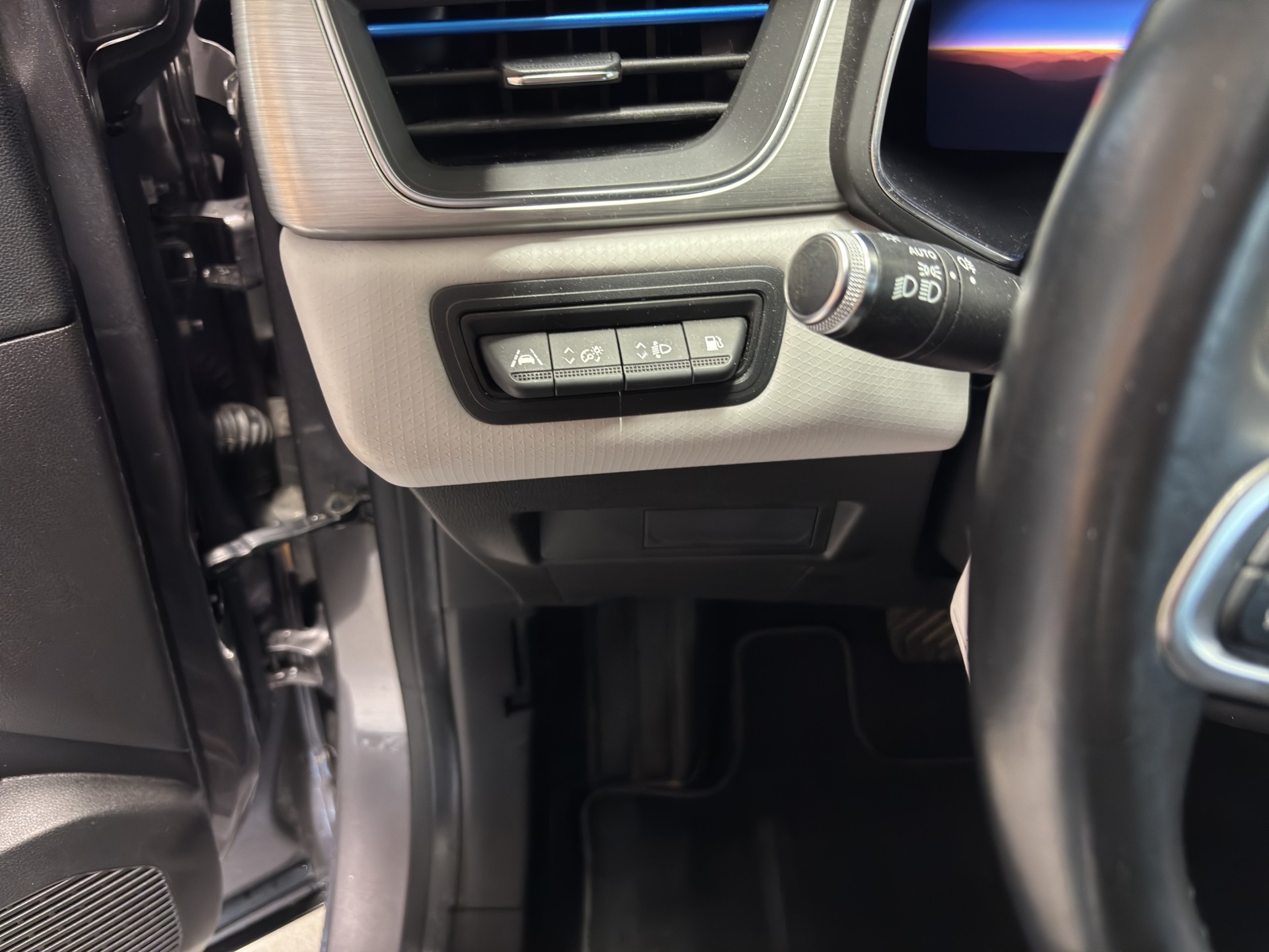 RENAULT Captur 1.6 E-Tech Edition1 DHT-image-19