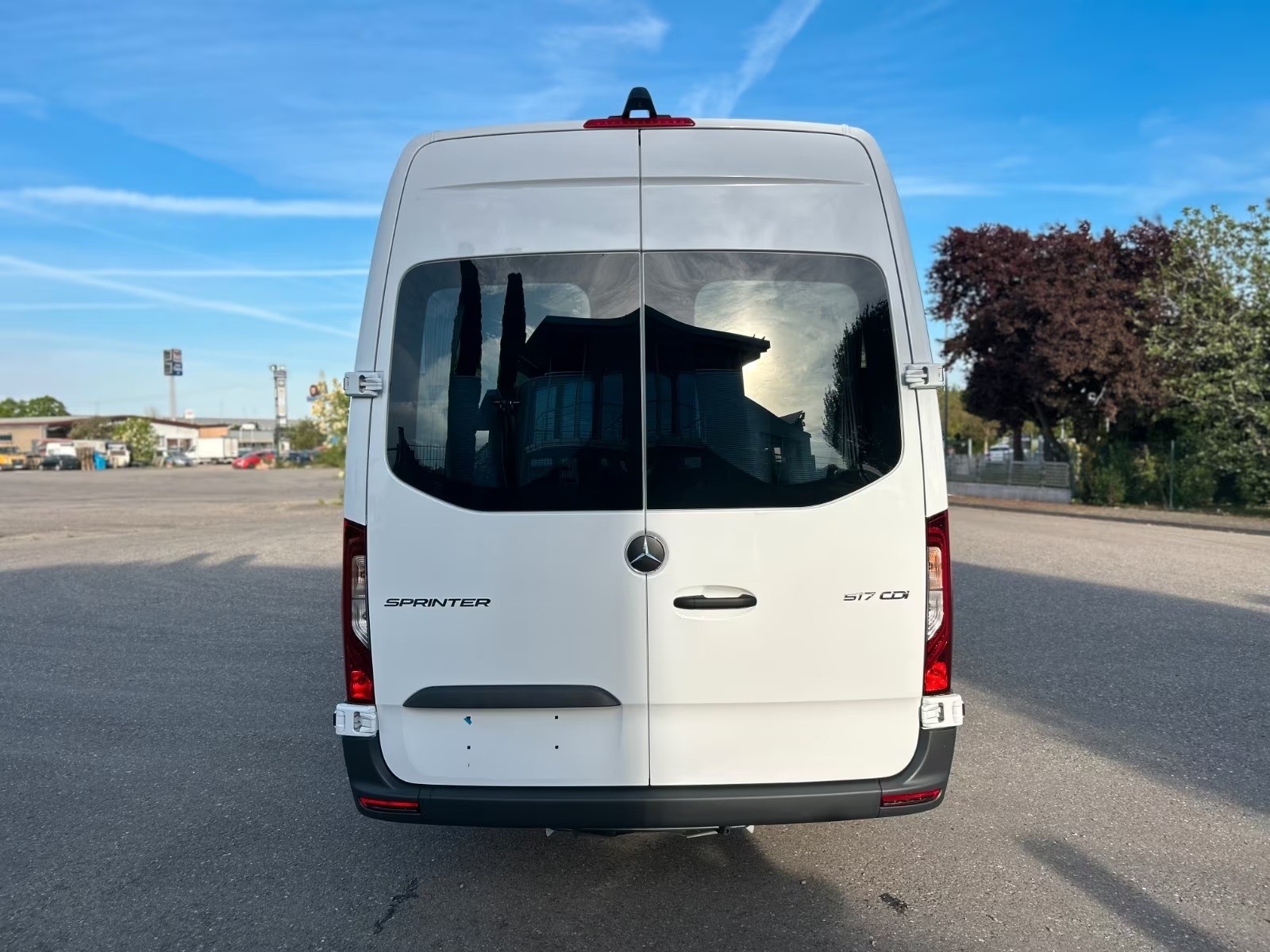 MERCEDES-BENZ Sprinter 517 CDI 23 Sitzer-image-2