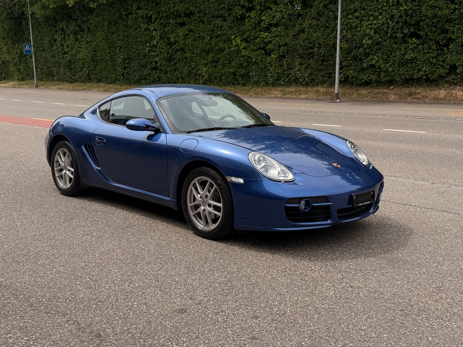 PORSCHE Cayman 2.7-showroom-element-2