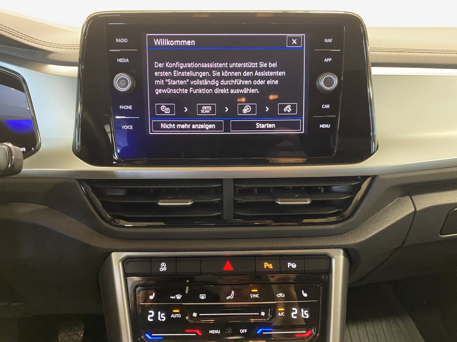 VW T-Roc 1.5 TSI EVO Life-image-10