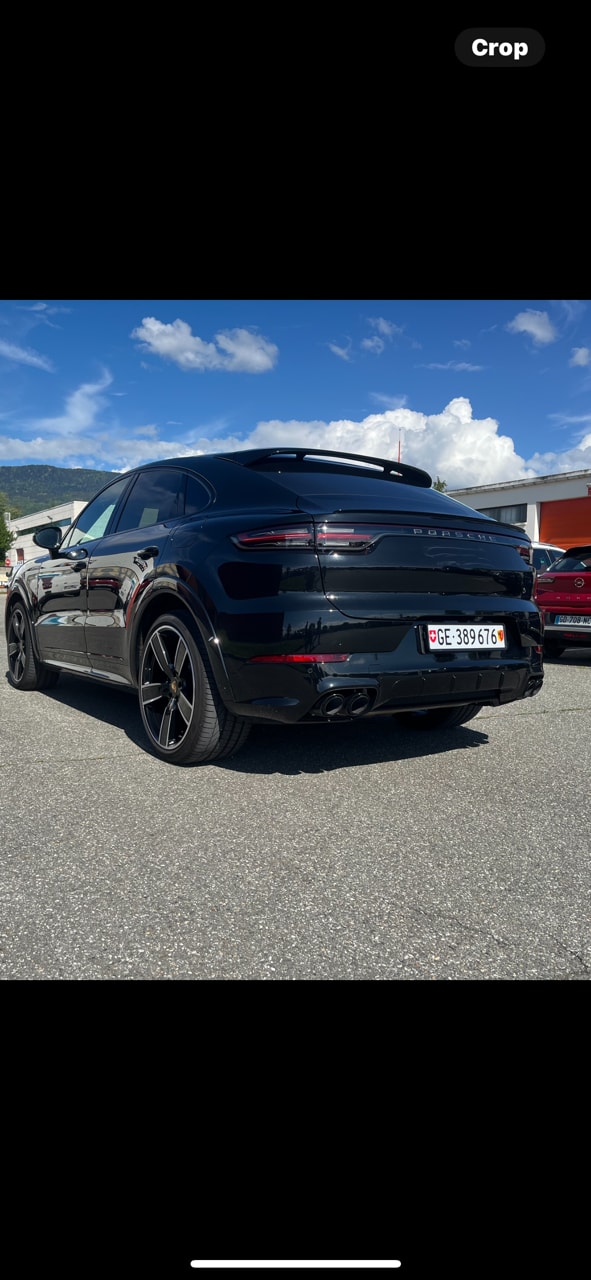 PORSCHE 3.0 V6 E-Hybrid Coupé Platinum Edition-image-1