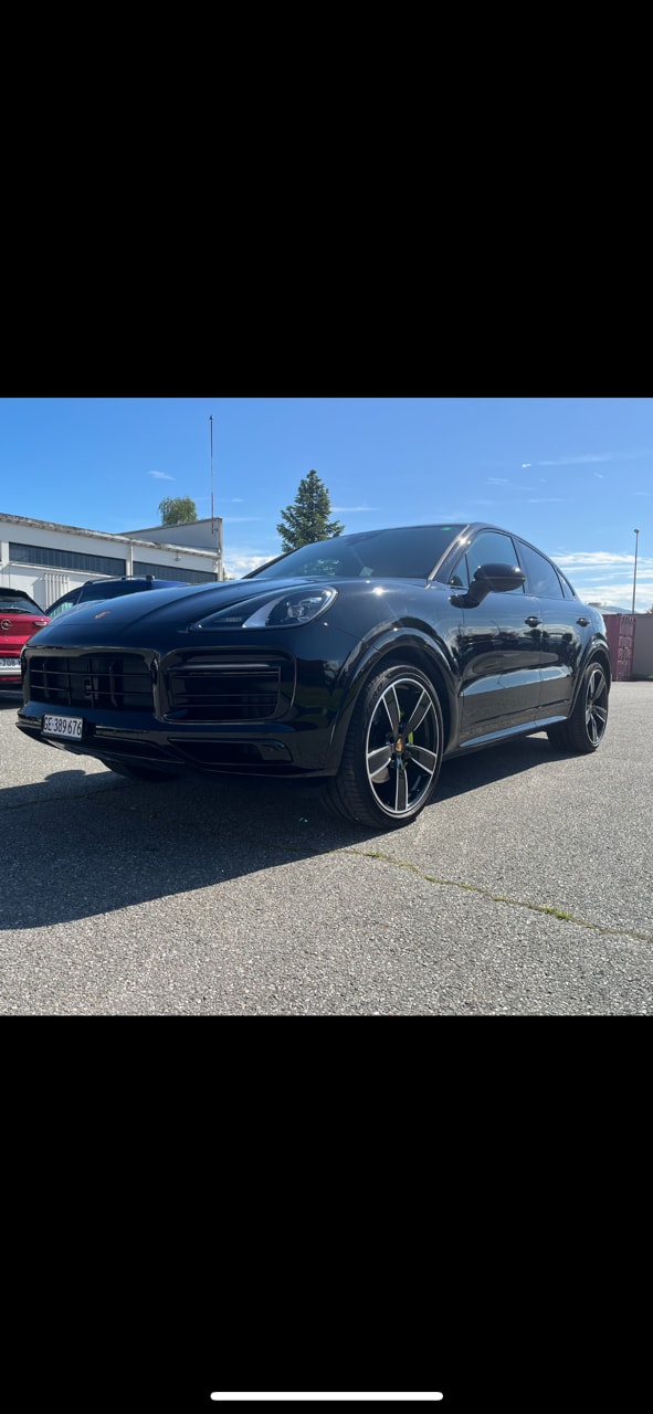 PORSCHE 3.0 V6 E-Hybrid Coupé Platinum Edition
