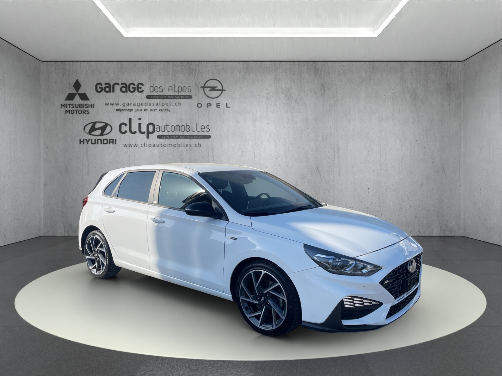 HYUNDAI i30 1.5 T-GDi N-Line-image-5