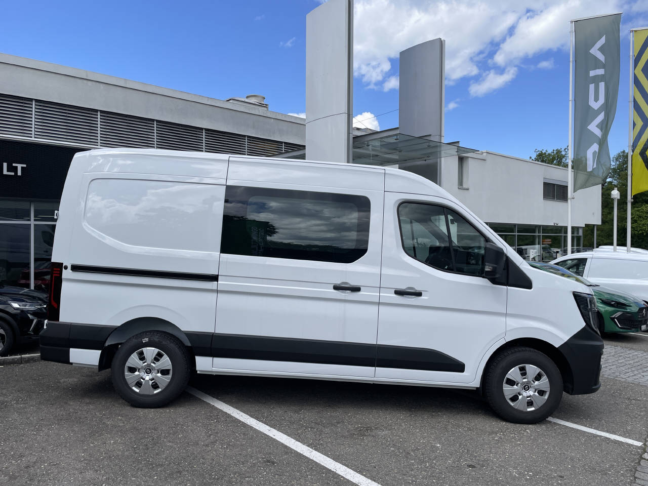RENAULT Master Kaw. 3.5 t L2H2 2.0 Blue dCi 150-image-5
