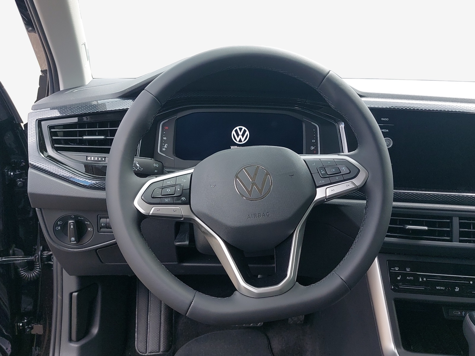 VW Polo 1.0 TSI Life DSG-image-9