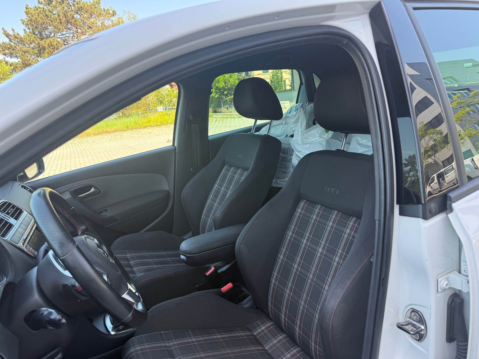 VW Polo 1.4 TSI GTI DSG-image-11