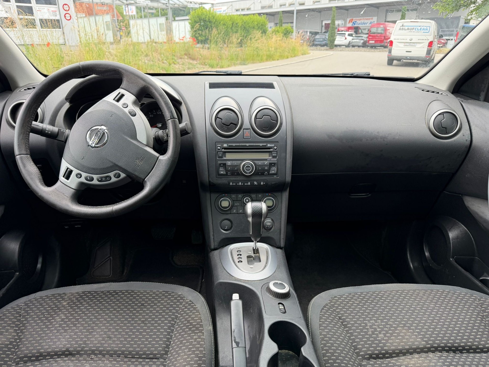 NISSAN Qashqai 2.0 dCi 4WD tekna Automatic-image-8