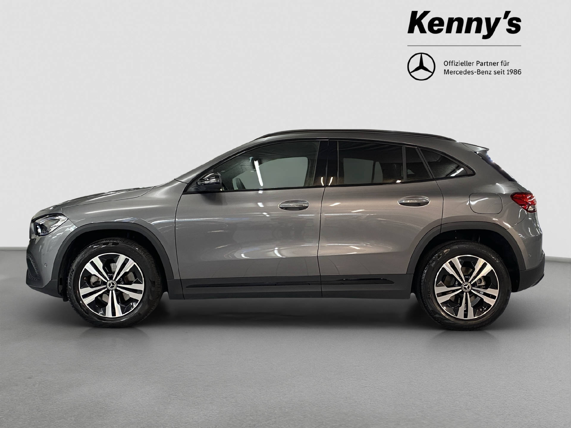 MERCEDES-BENZ GLA 200 d Progressive 4MATIC-image-2