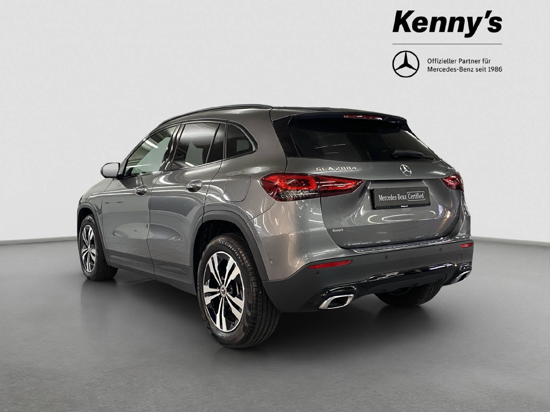 MERCEDES-BENZ GLA 200 d Progressive 4MATIC-image-3