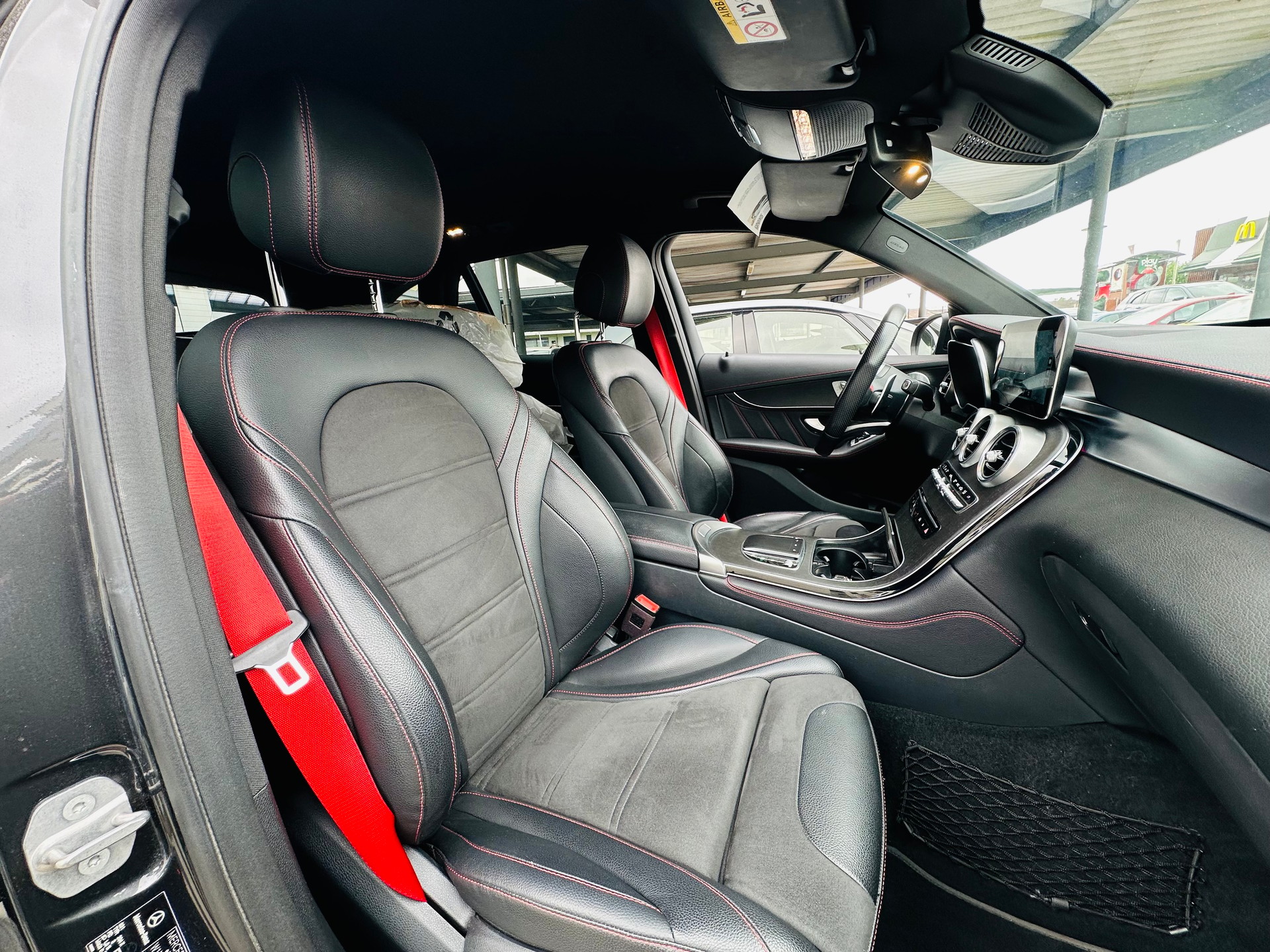 MERCEDES-BENZ GLC 43 AMG 4Matic 9G-Tronic-image-14