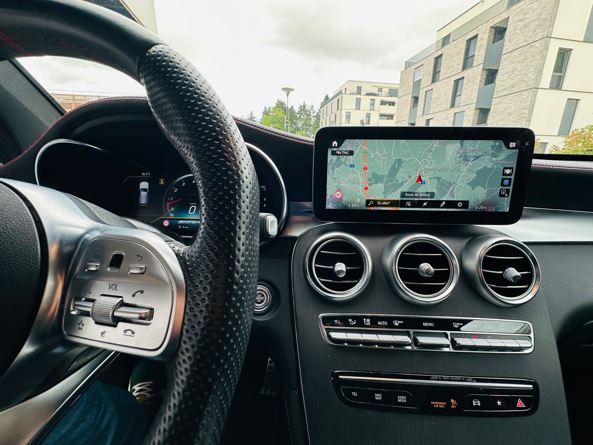 MERCEDES-BENZ GLC 43 AMG 4Matic 9G-Tronic-image-15