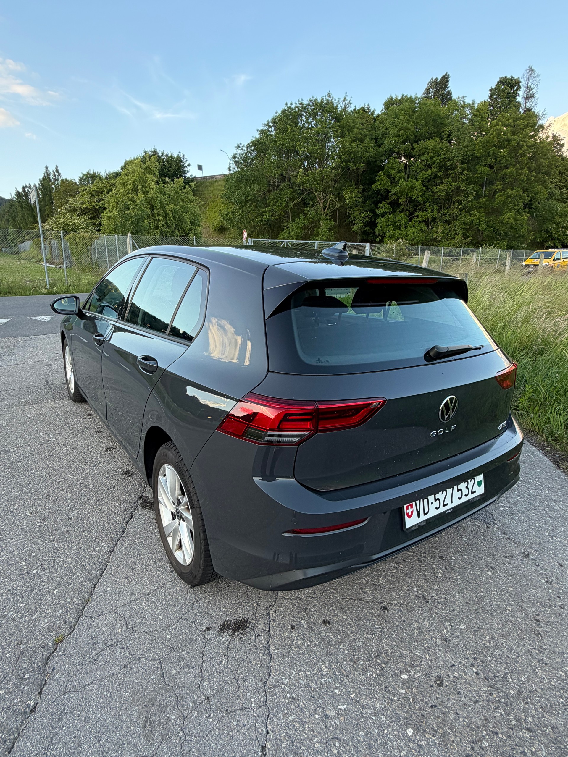 VW 1.0 TSI Life DSG-image-1