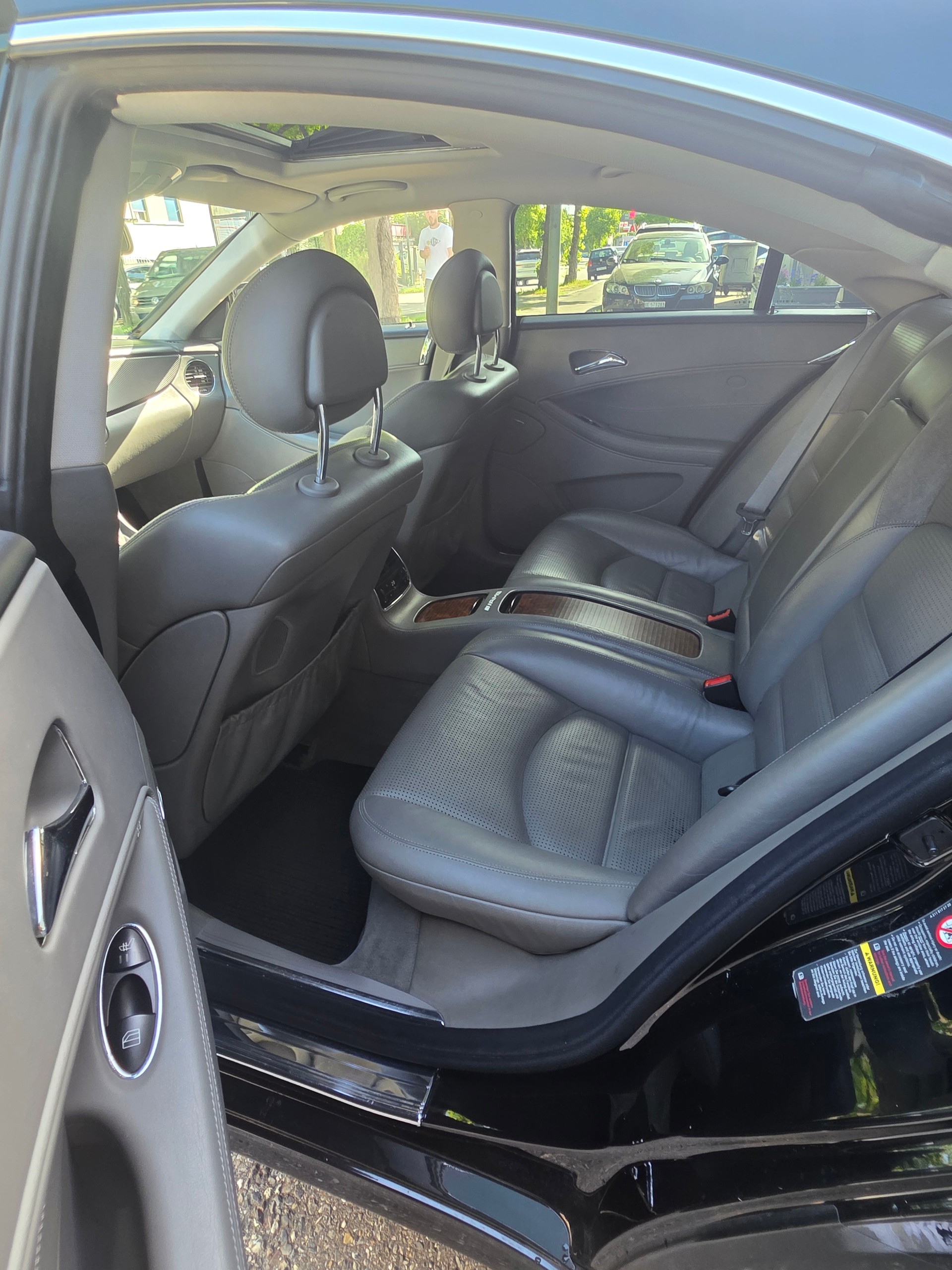 MERCEDES-BENZ CLS 55 AMG *MFK 01.2026 *Aversus 20Zoll *Carbon Diffusor mit Spoiler *Distronic *Harman Kardon *Keyless-image-8