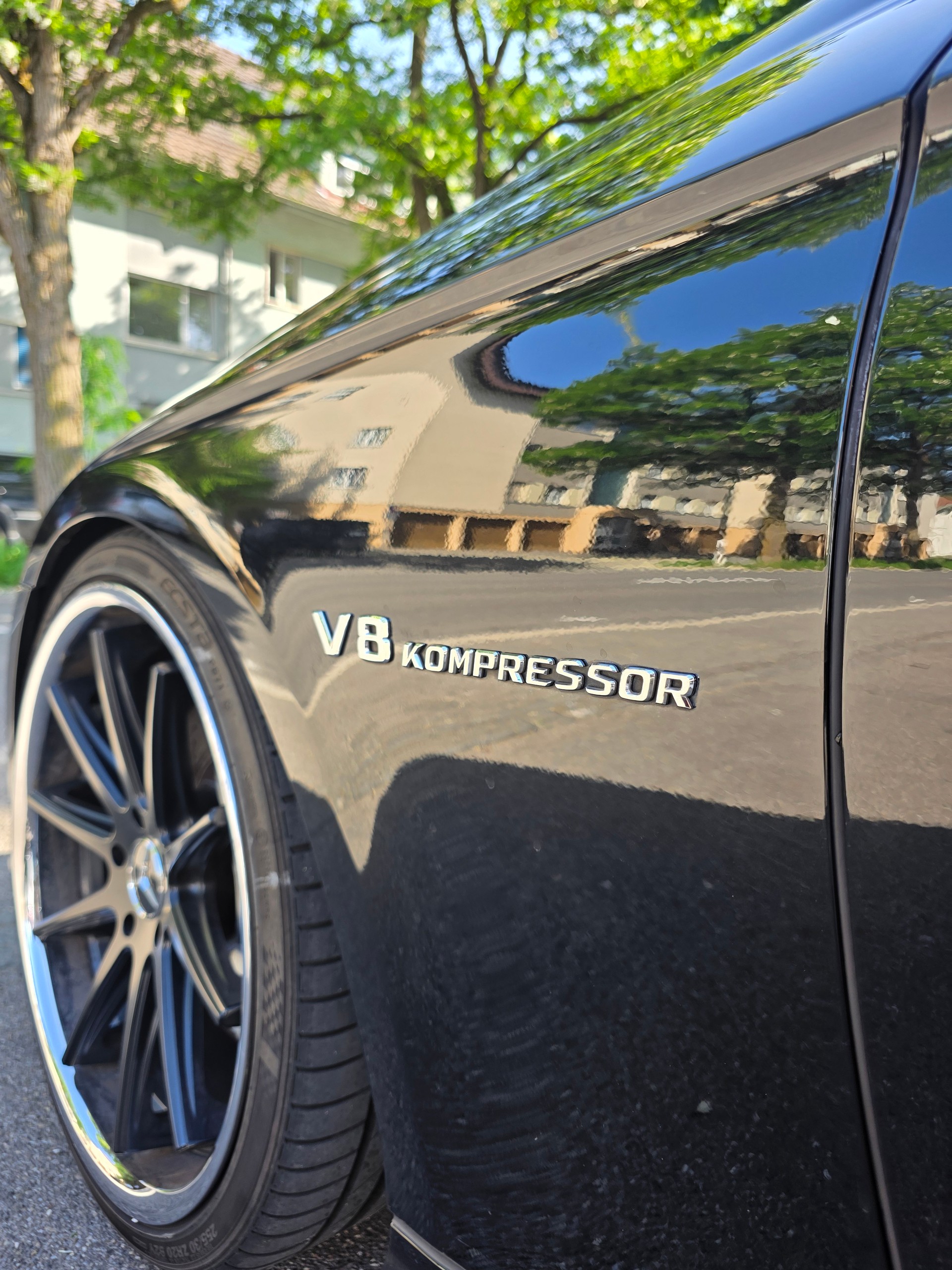 MERCEDES-BENZ CLS 55 AMG *MFK 01.2026 *Aversus 20Zoll *Carbon Diffusor mit Spoiler *Distronic *Harman Kardon *Keyless-image-5