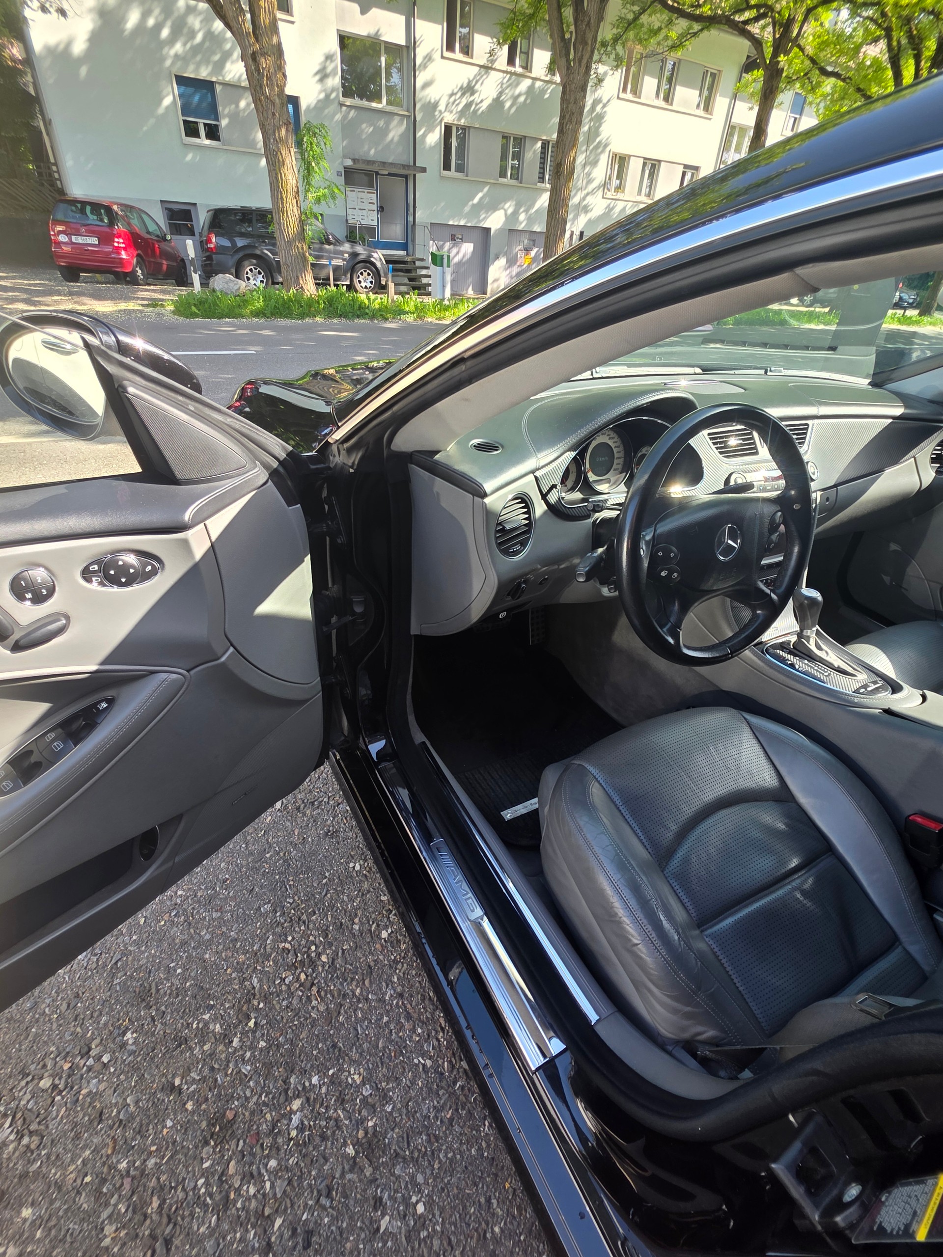 MERCEDES-BENZ CLS 55 AMG *MFK 01.2026 *Aversus 20Zoll *Carbon Diffusor mit Spoiler *Distronic *Harman Kardon *Keyless-image-6