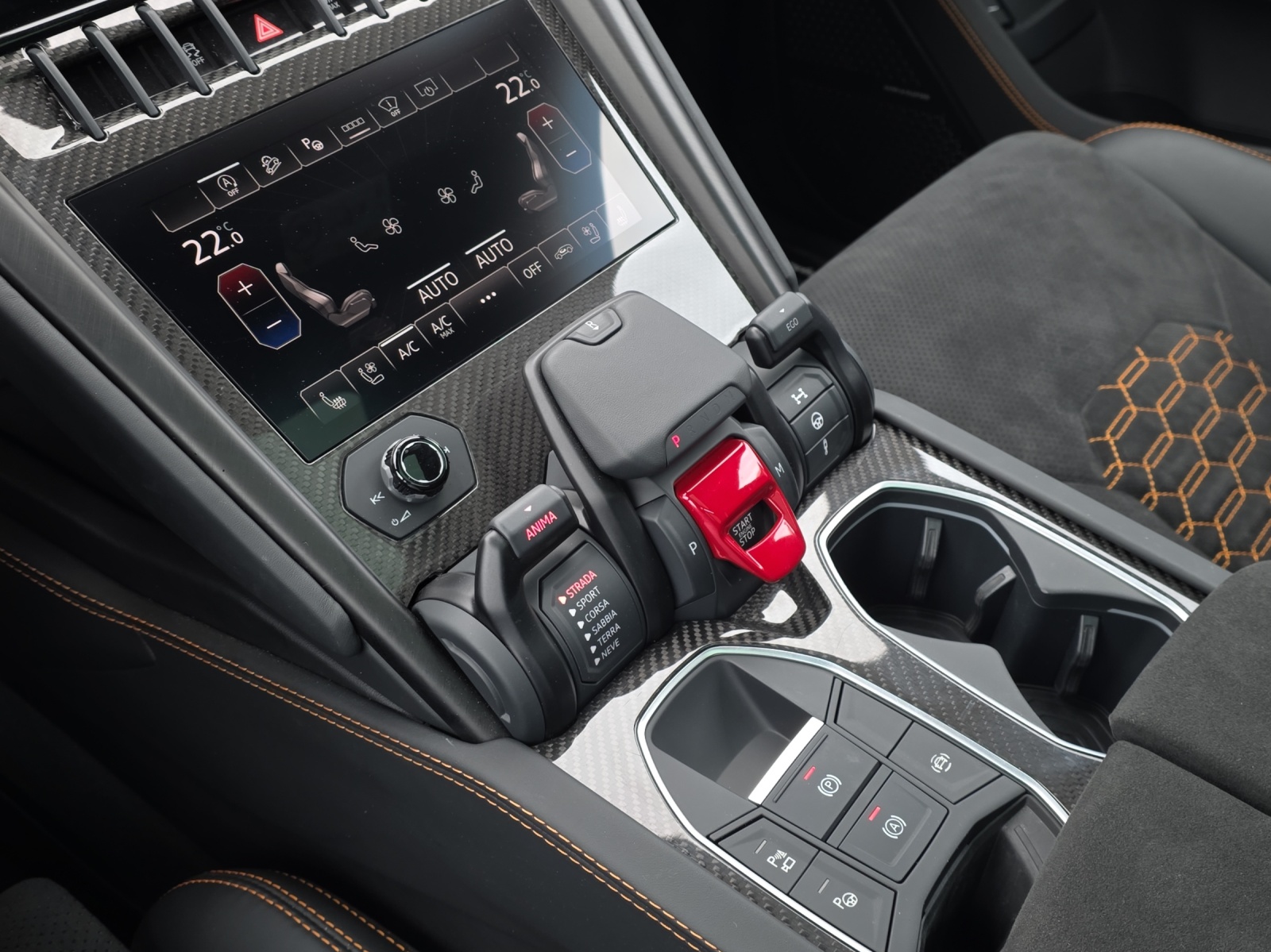 LAMBORGHINI Urus S E-Gear-image-13