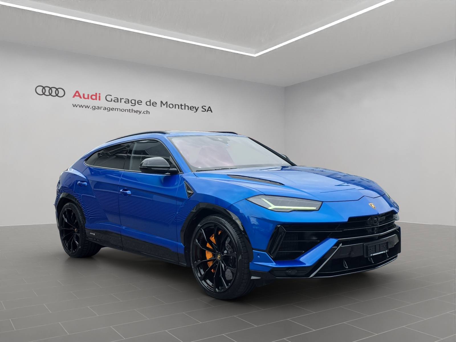 LAMBORGHINI Urus S E-Gear-image-2