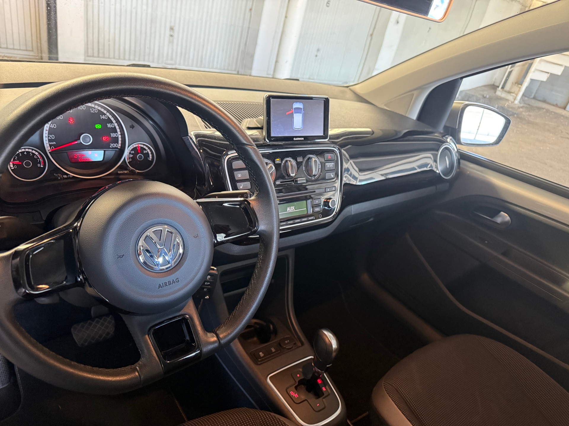 VW Up 1.0 BMT high up ASG-image-8