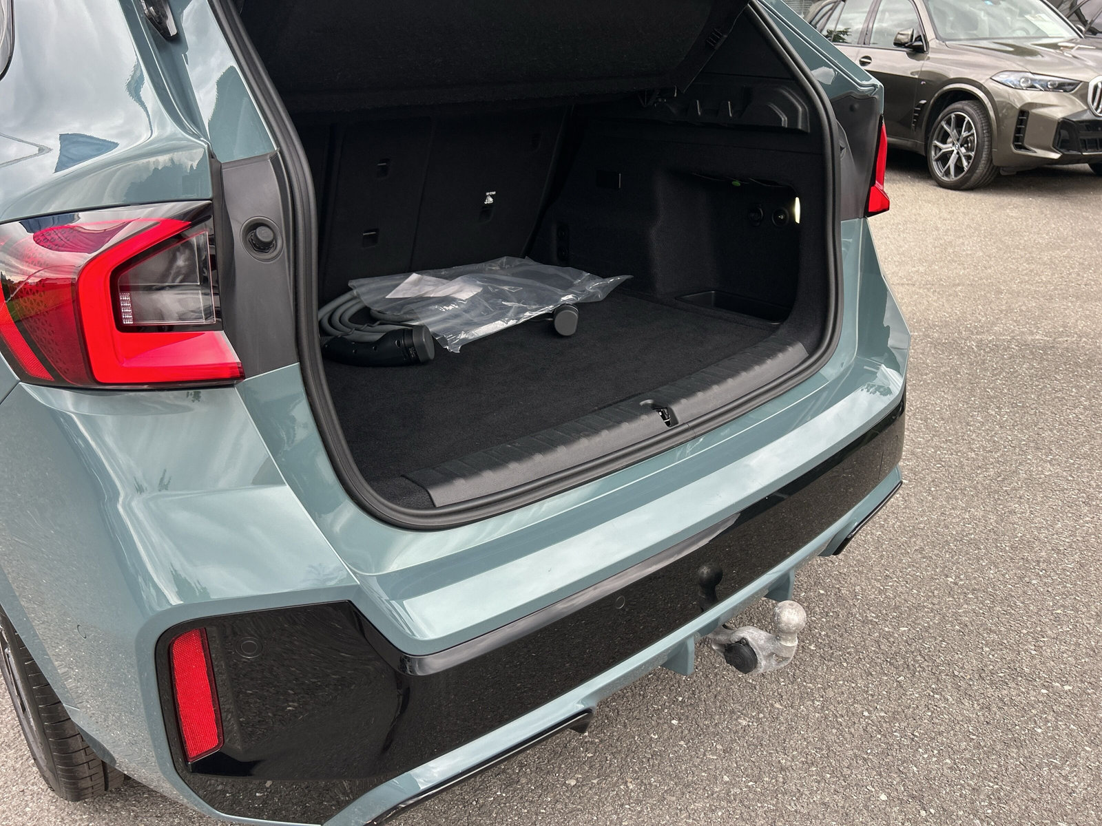 BMW X1 30e M Sport xDrive U11 (CH) AHK 1.8T-image-24