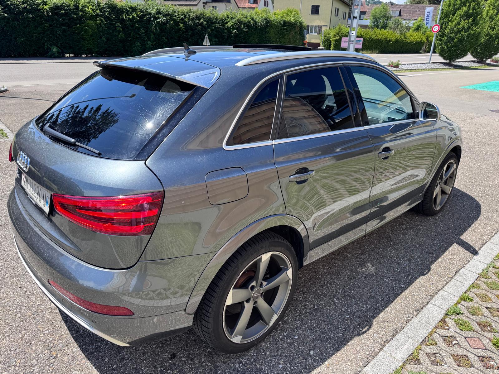 AUDI RS Q3 2.5 TFSI quattro S-tronic-image-4