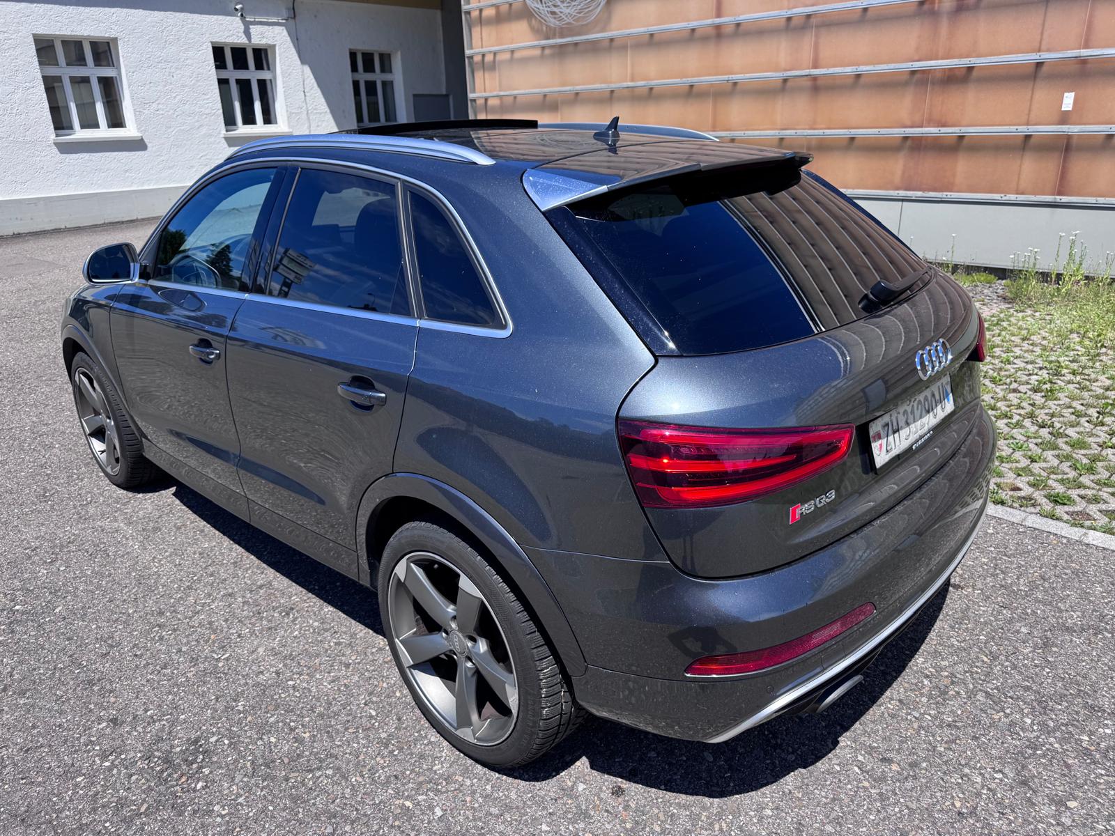 AUDI RS Q3 2.5 TFSI quattro S-tronic-image-5