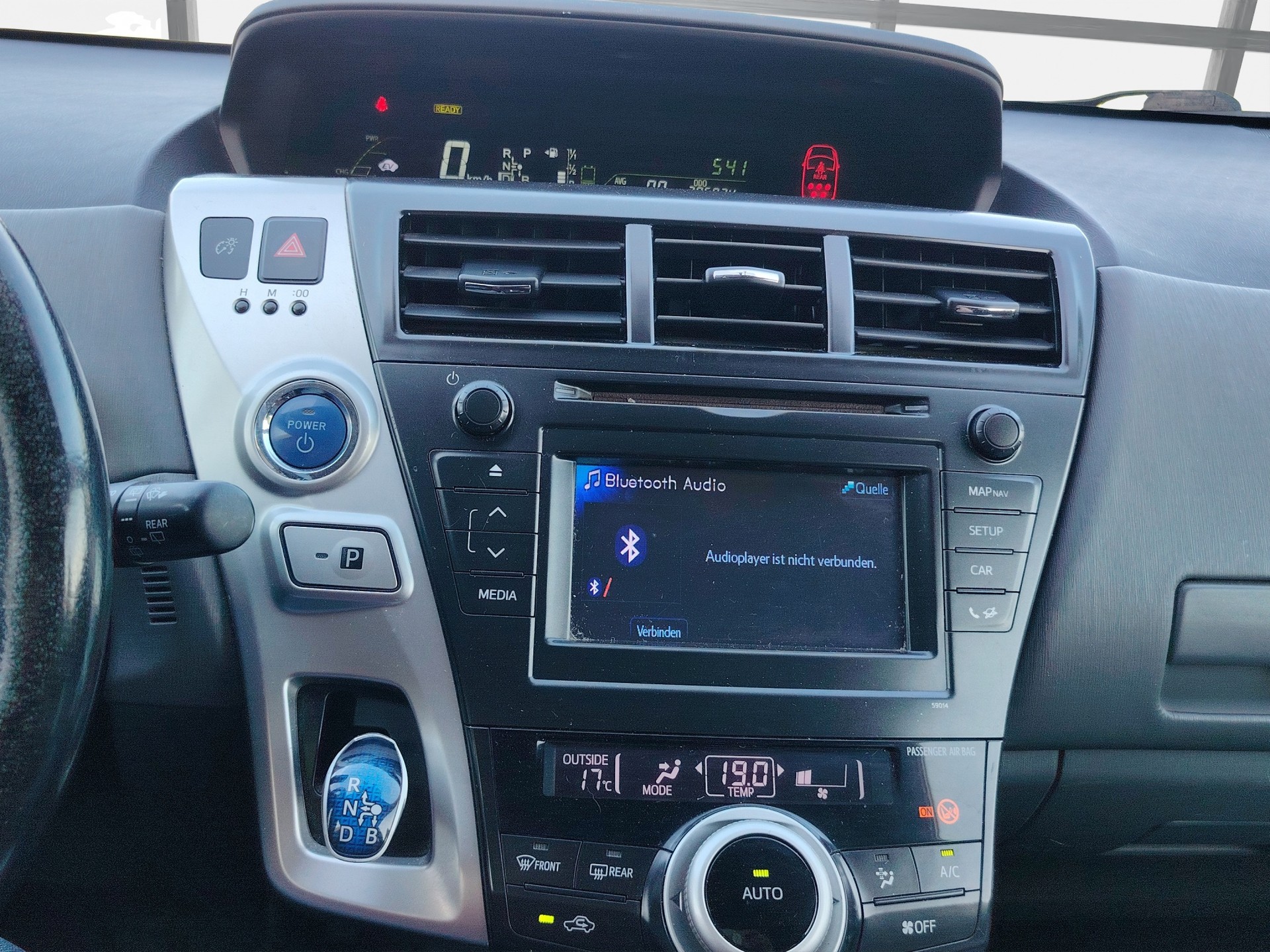 TOYOTA Prius+ 1.8 VVT-i HSD Luna-image-9