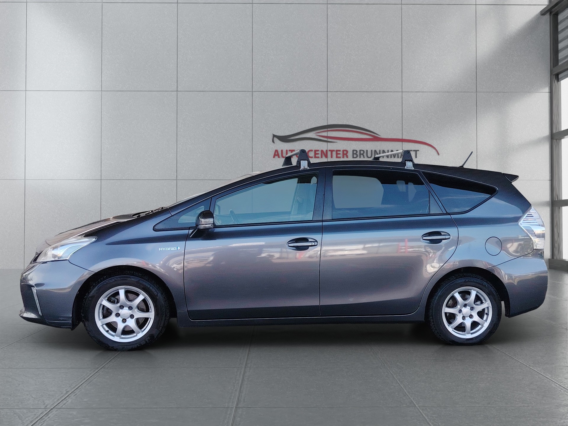 TOYOTA Prius+ 1.8 VVT-i HSD Luna-image-3