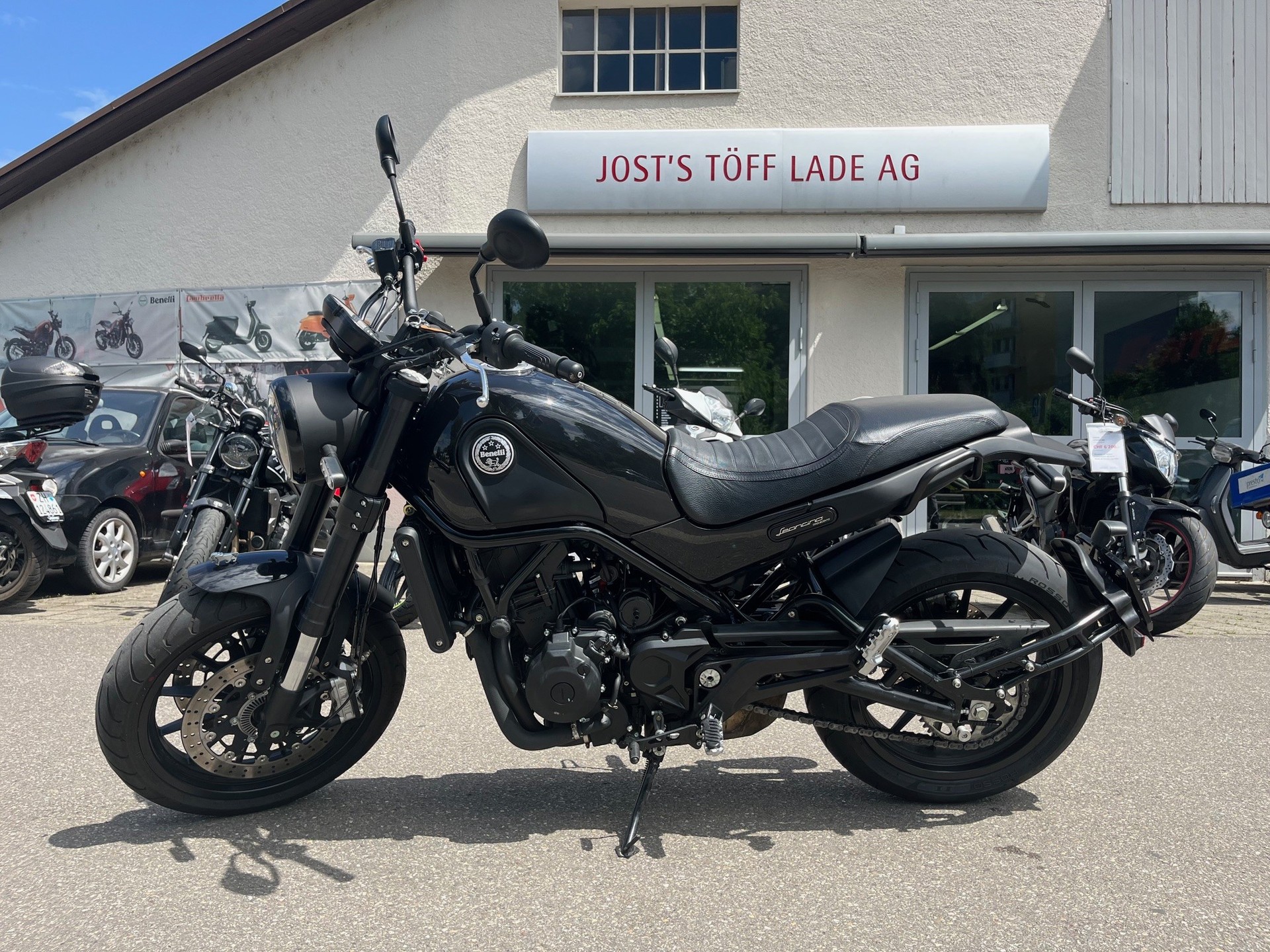 BENELLI Leoncino 500 - GRATIS LIEFERUNG*-showroom-element-1