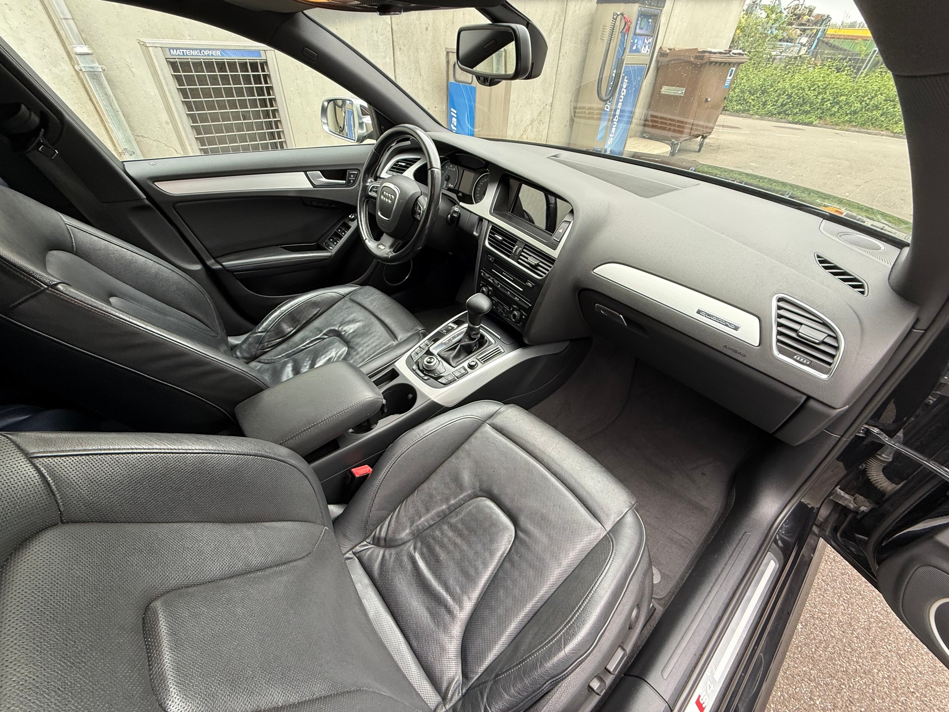 AUDI S4 Avant 3.0 TFSI quattro S-tronic *CH Fahrzeug *APR Ansaugrohr *Sportfilter *CarPlay *Rückfahrkamera *Spurwechsel Assist.-image-14