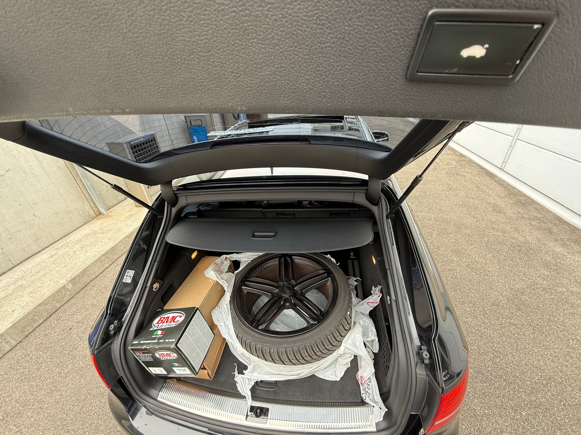 AUDI S4 Avant 3.0 TFSI quattro S-tronic *CH Fahrzeug *APR Ansaugrohr *Sportfilter *CarPlay *Rückfahrkamera *Spurwechsel Assist.-image-10