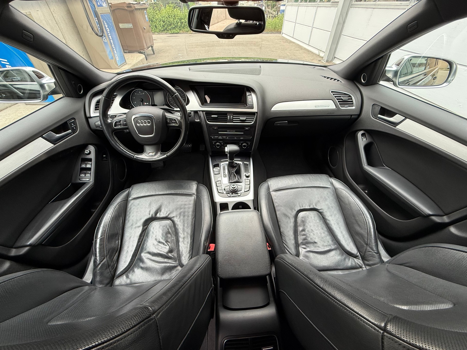 AUDI S4 Avant 3.0 TFSI quattro S-tronic *CH Fahrzeug *APR Ansaugrohr *Sportfilter *CarPlay *Rückfahrkamera *Spurwechsel Assist.-image-8