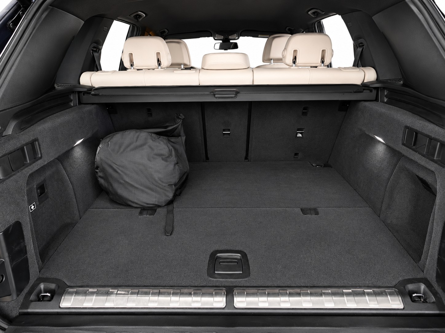 BMW X5 45e xDrive SAG CH FAHRZEUG-image-12
