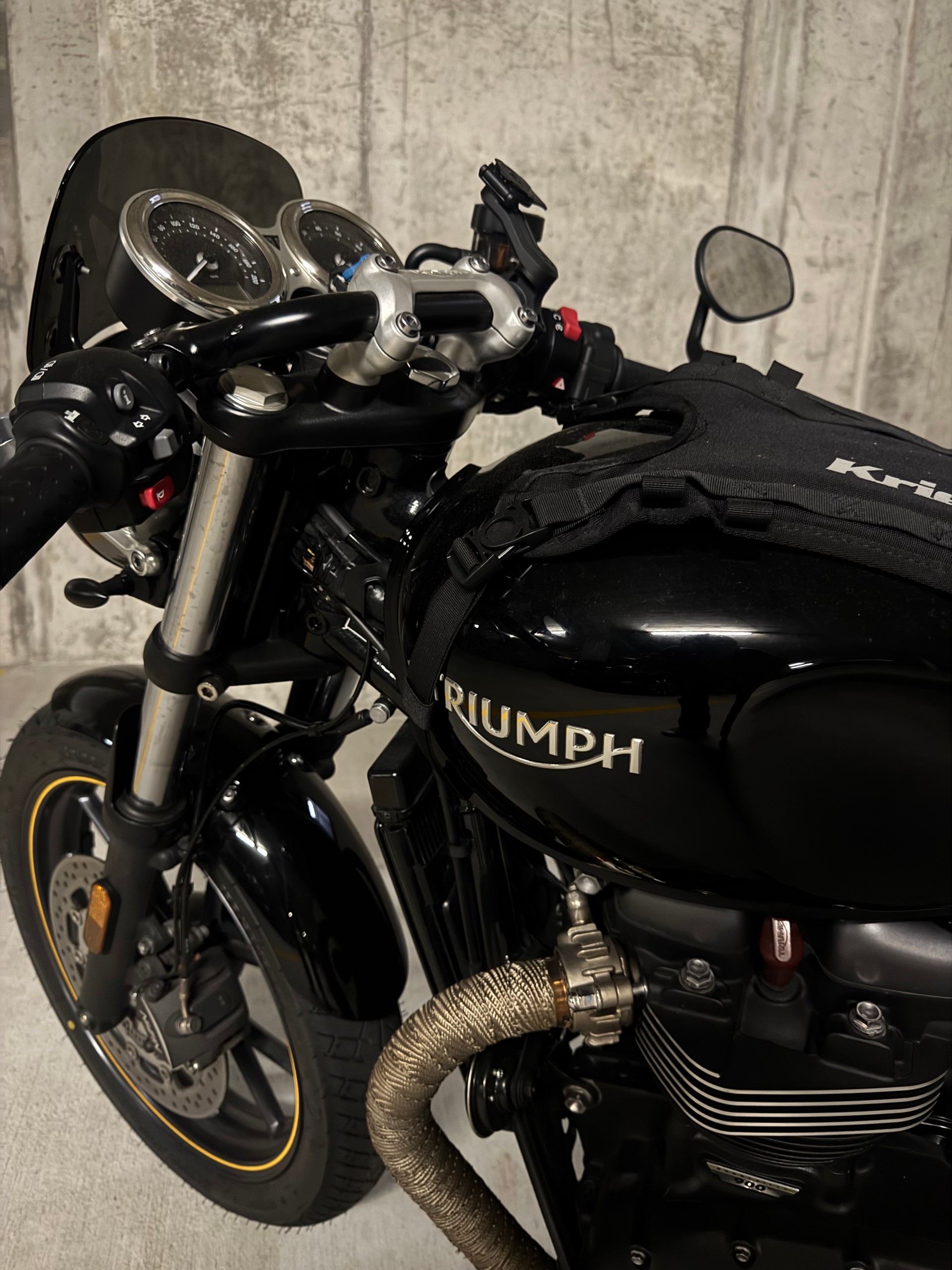 TRIUMPH Street Cup 900 (35KW)-image-3
