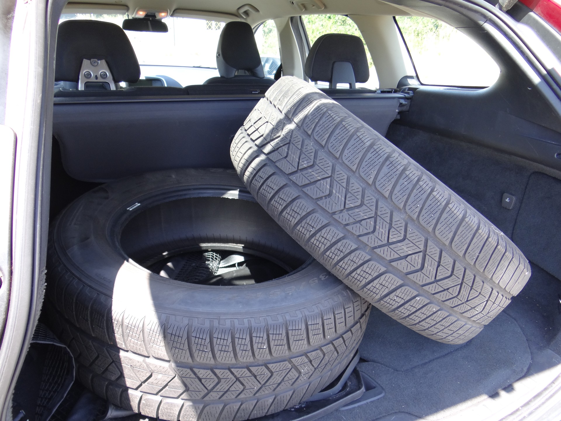 VOLVO XC60 D3 AWD Momentum Geartronic-image-9