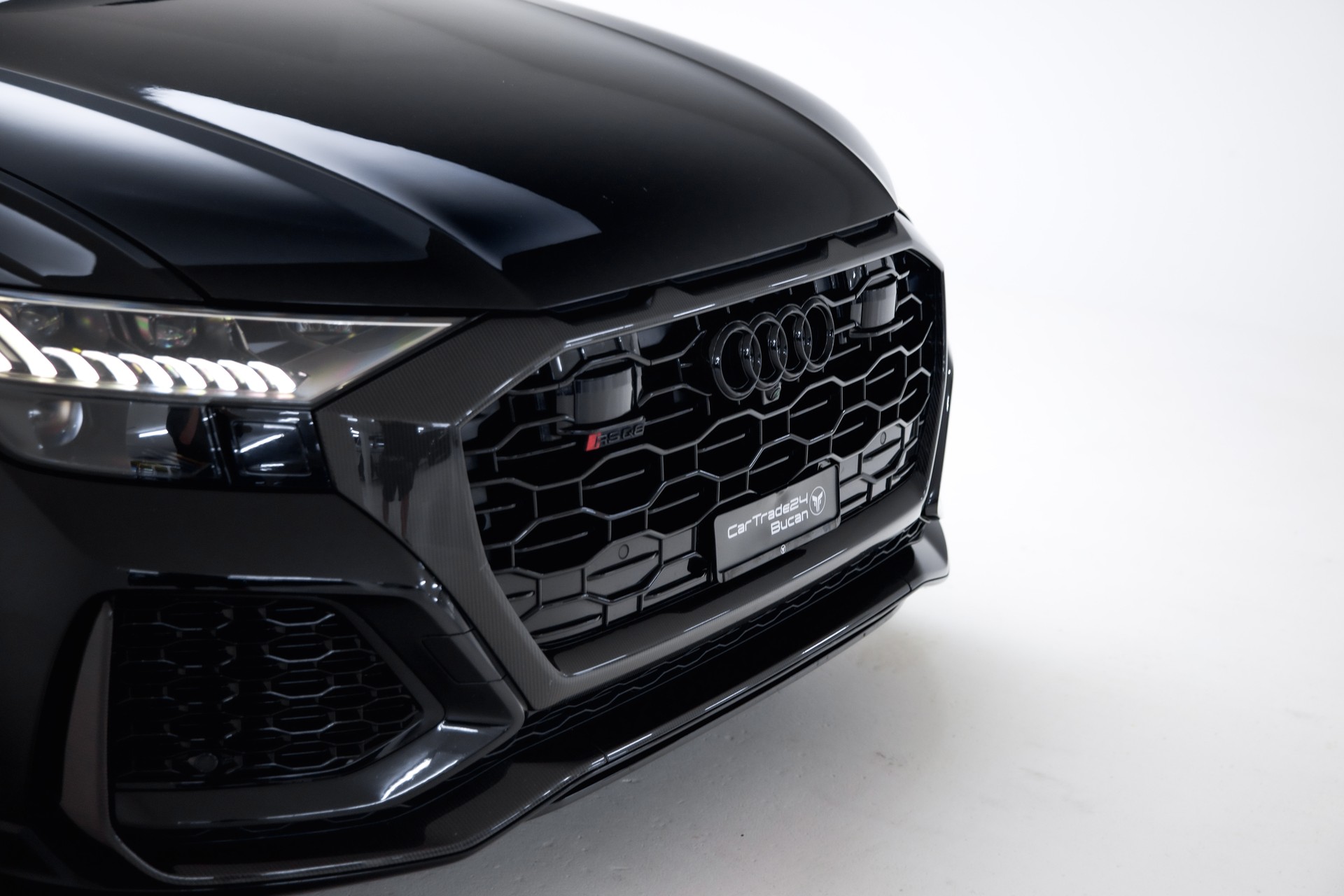 AUDI RSQ8 quattro tiptronic-image-12