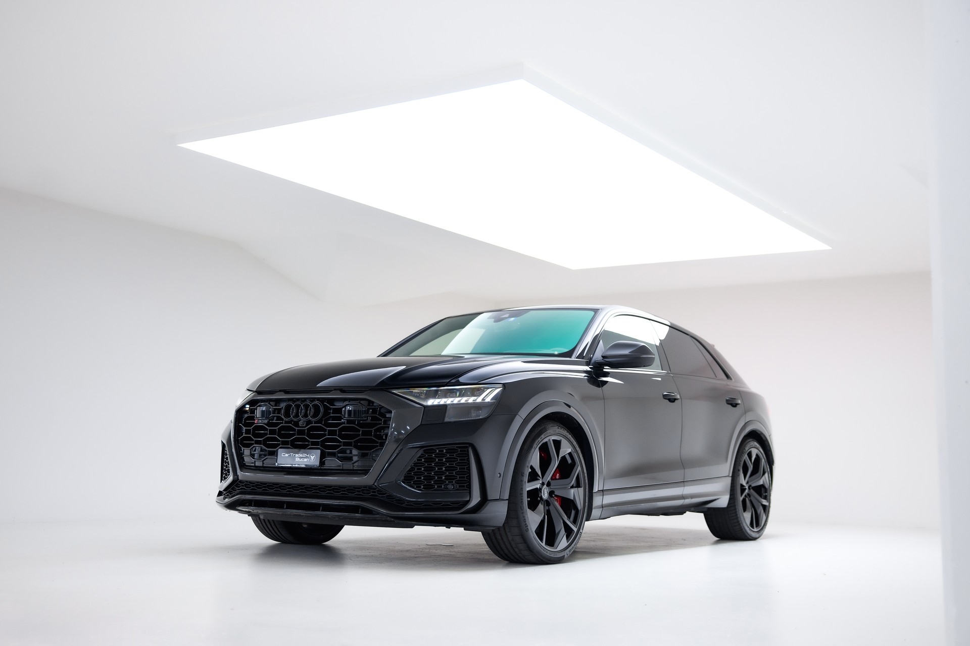 AUDI RSQ8 quattro tiptronic-image-0