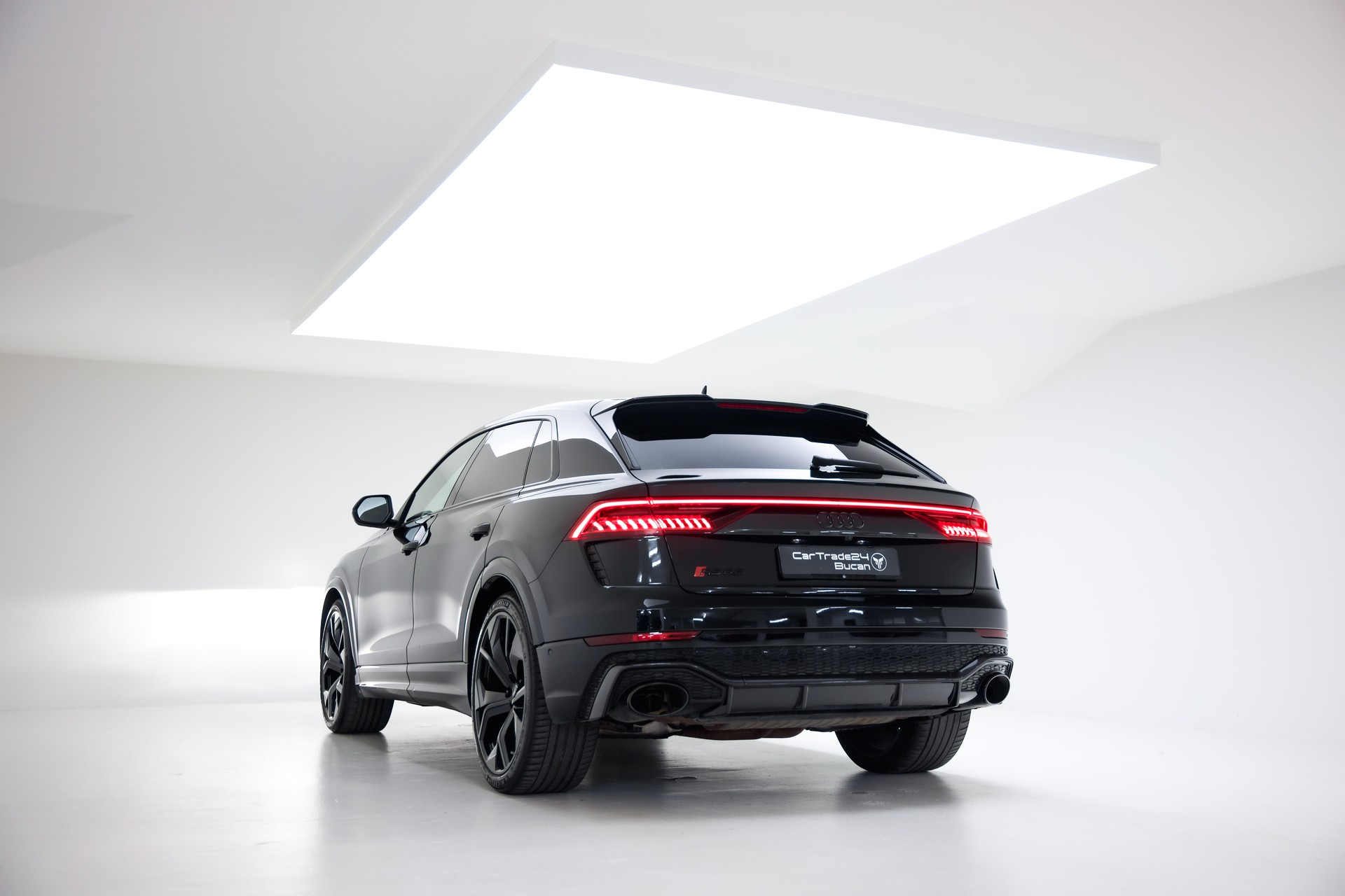AUDI RSQ8 quattro tiptronic-image-9