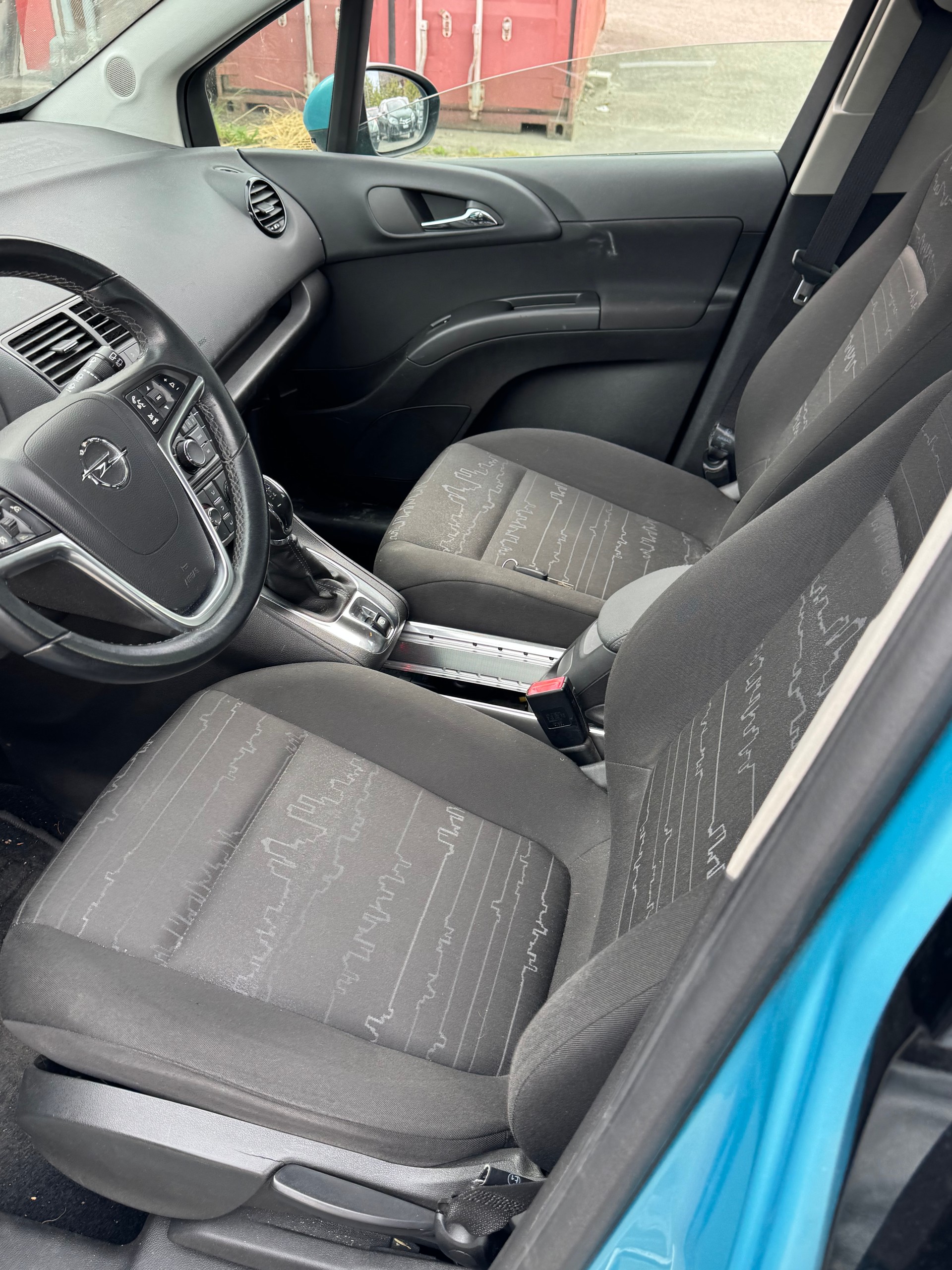 OPEL Meriva 1.4 Turbo Enjoy-image-3