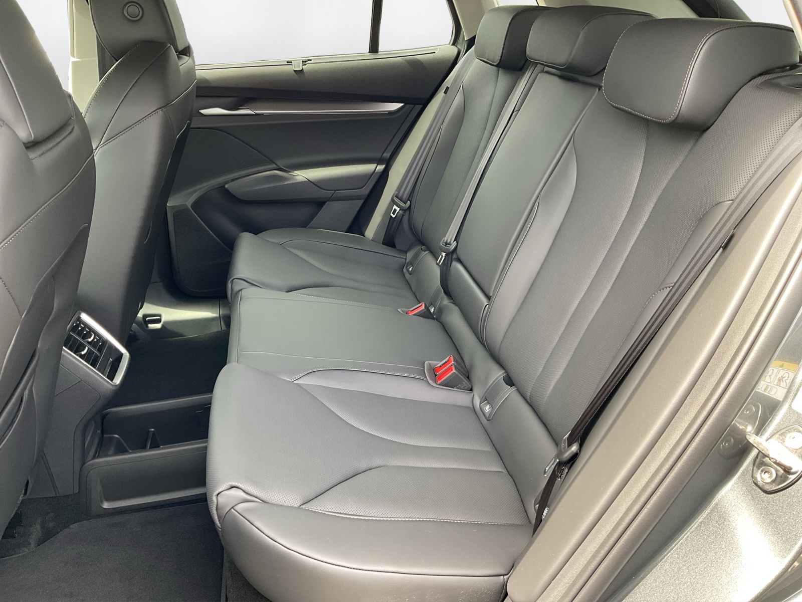SKODA Elroq 85 Selection-image-10