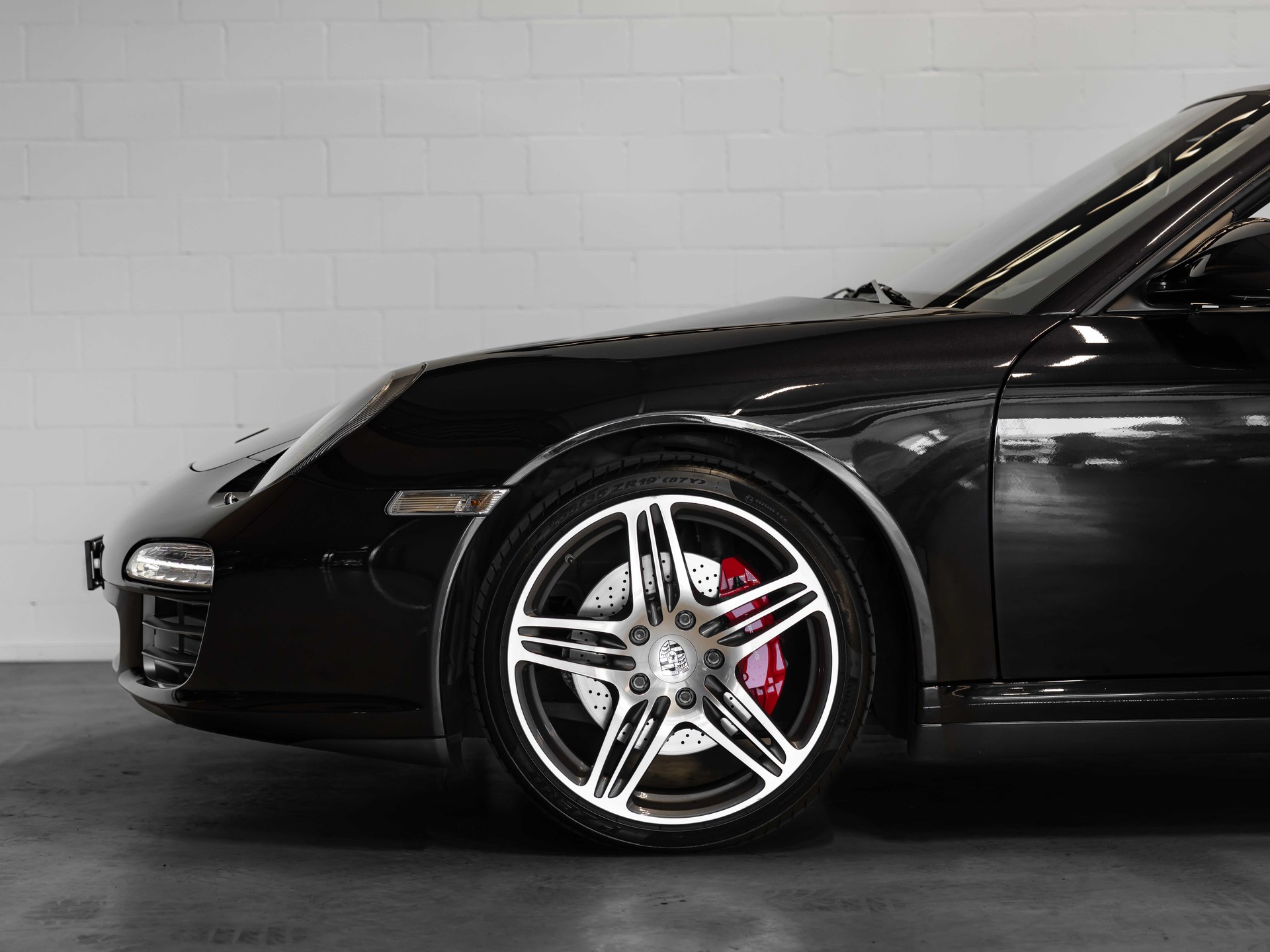 PORSCHE 911 Cabrio Carrera 4S-image-13