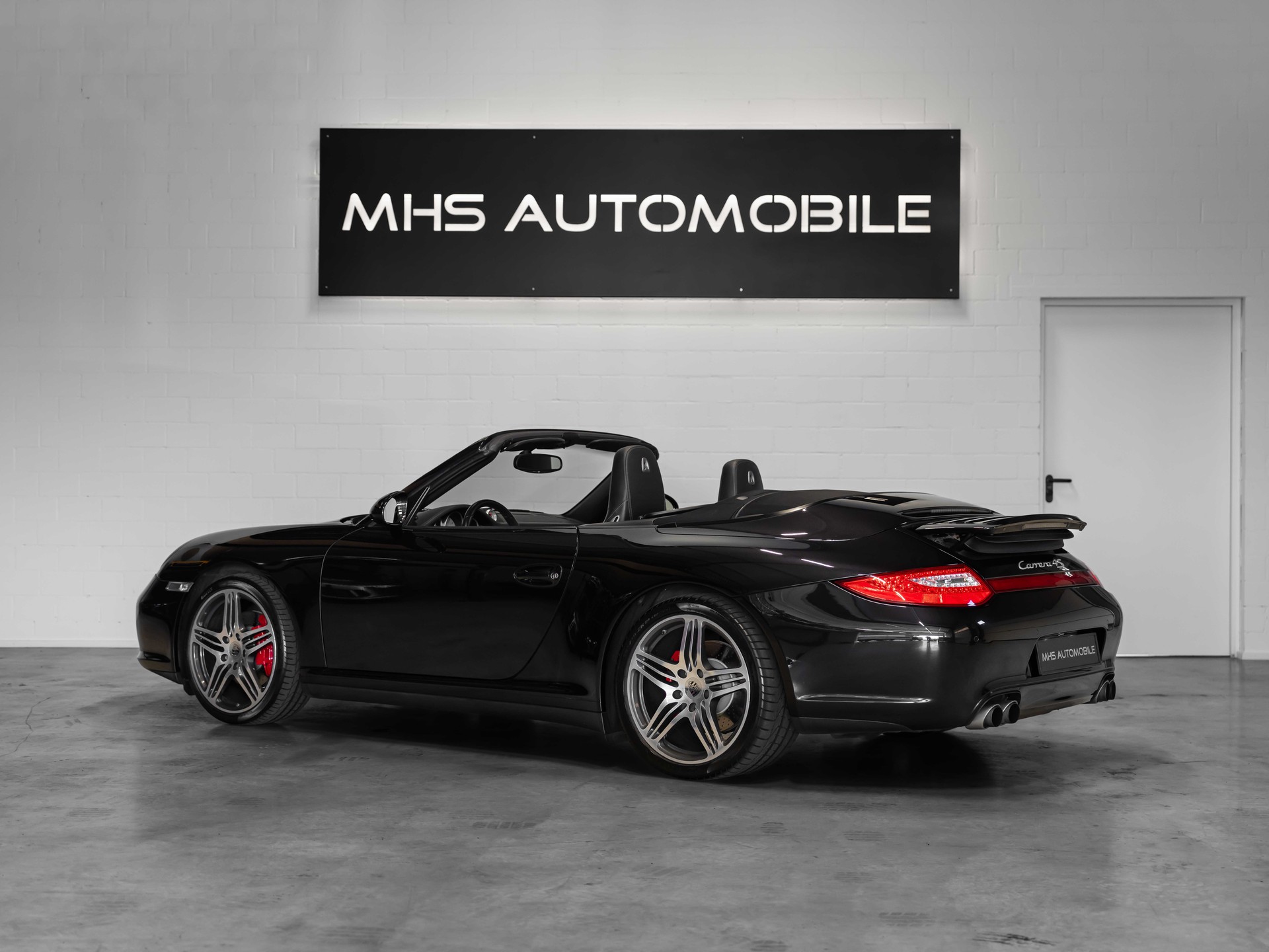 PORSCHE 911 Cabrio Carrera 4S-image-3