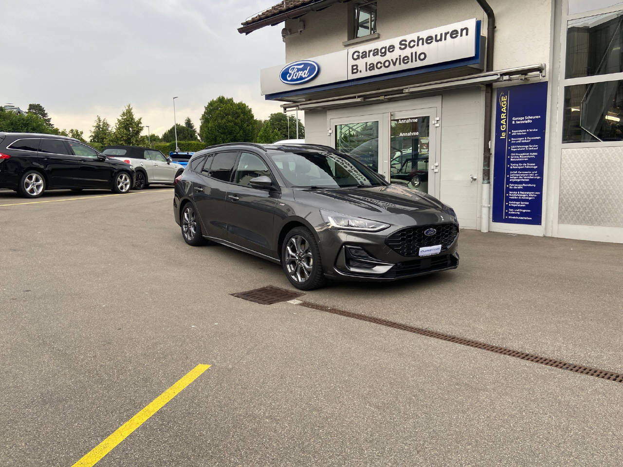 FORD Focus Station Wagon 1.0i EcoB Hybrid 155 ST-Line-image-0