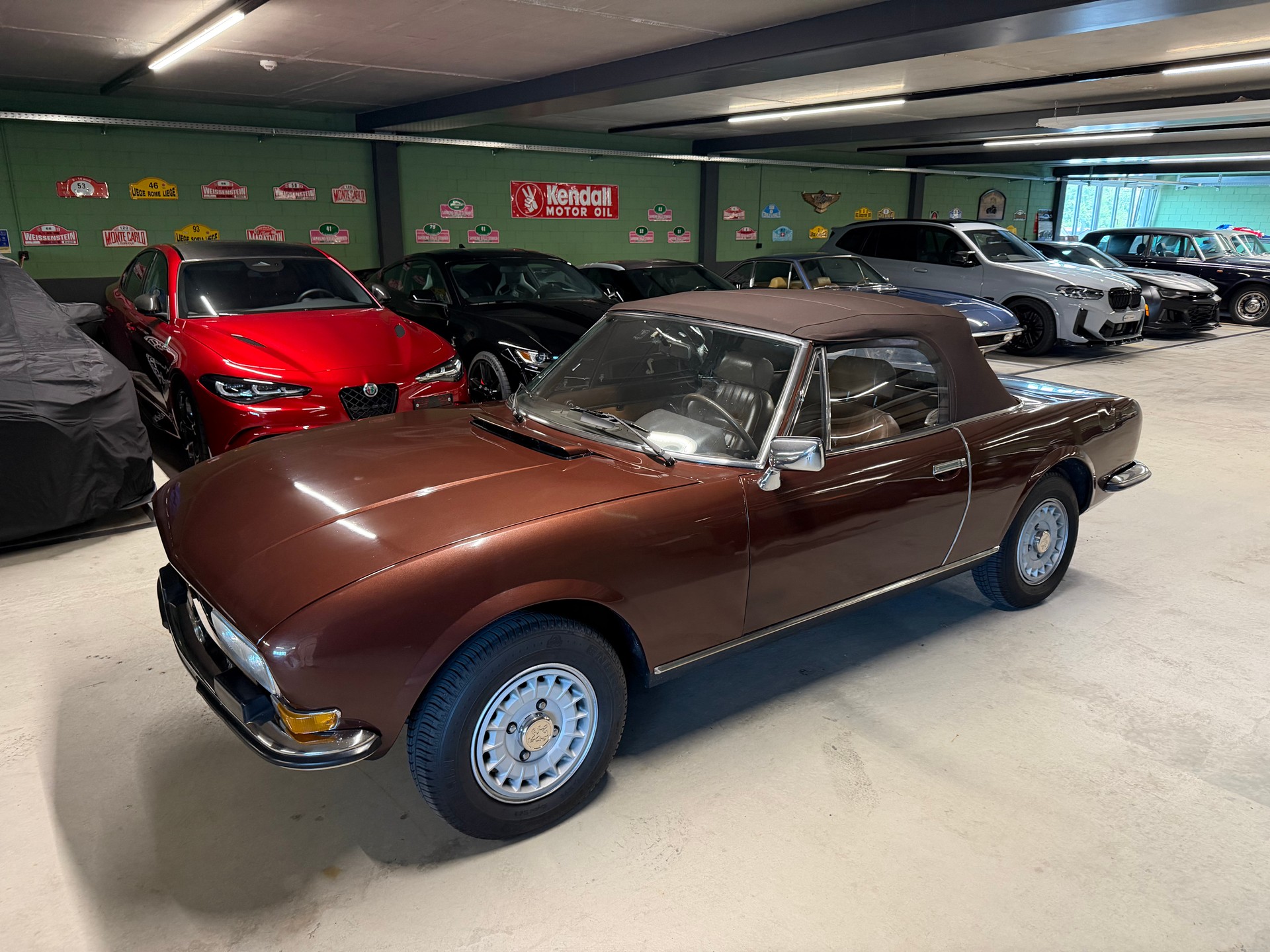 PEUGEOT 504 Cabrio - Veteran - MFK neu-image-1