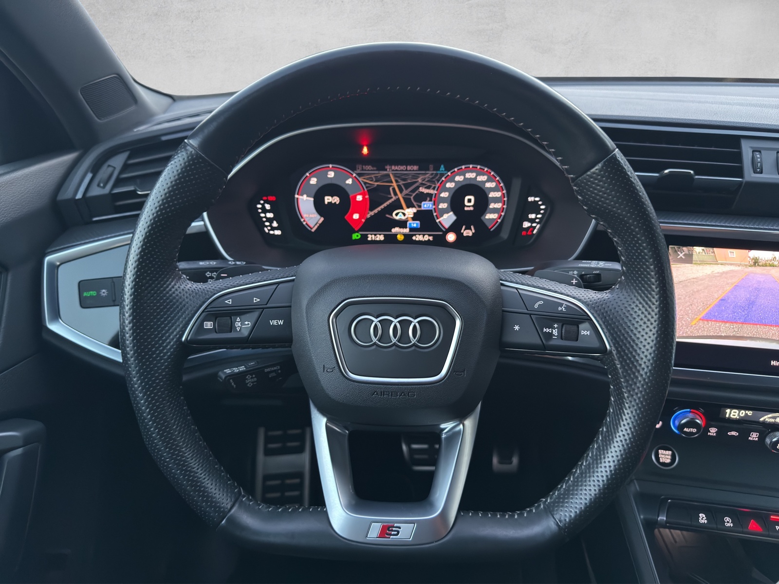 AUDI Q3 40 TDI S line Attraction quattro S-tronic-image-12
