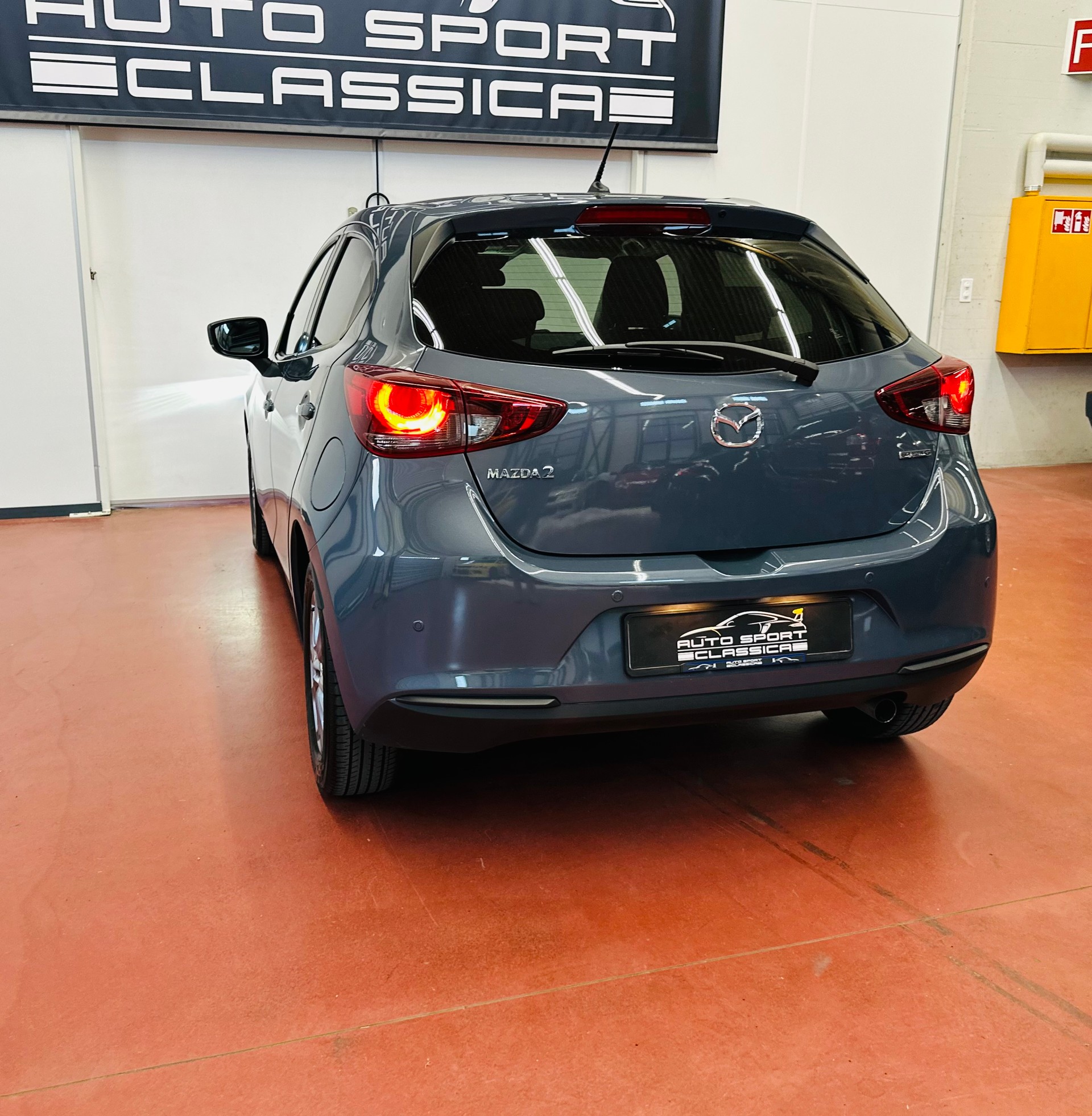 MAZDA 2 SKYACTIV-G 90 Ambition Automat-image-8