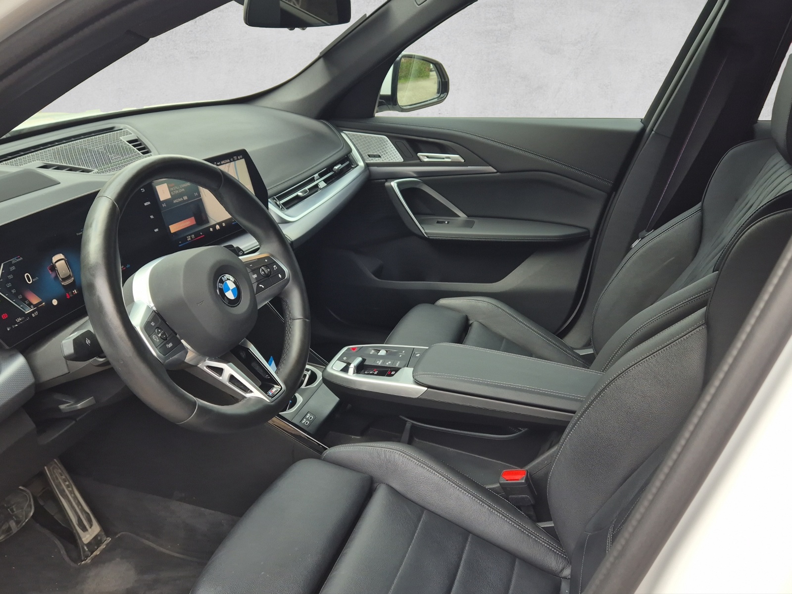 BMW X1 xDrive 23i 48V M Sport Pro-image-6