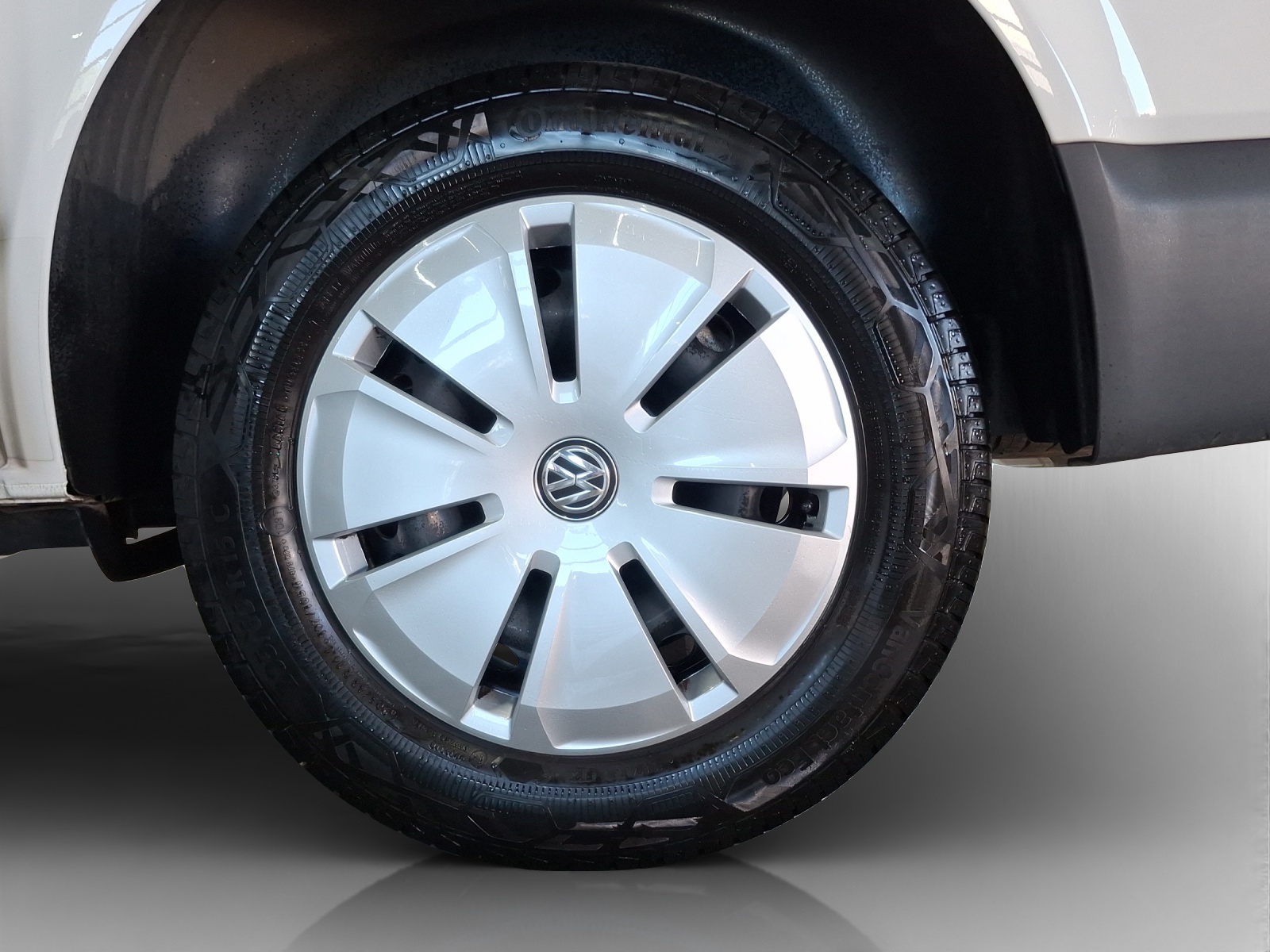 VW T6.1 2.0 TDI-image-13