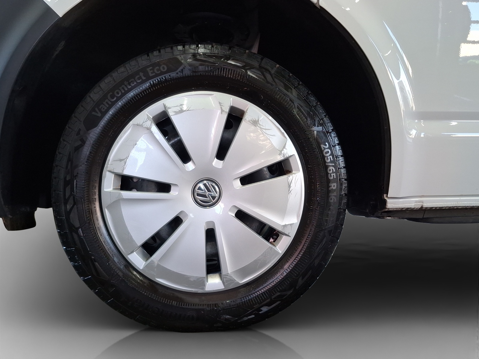 VW T6.1 2.0 TDI-image-14