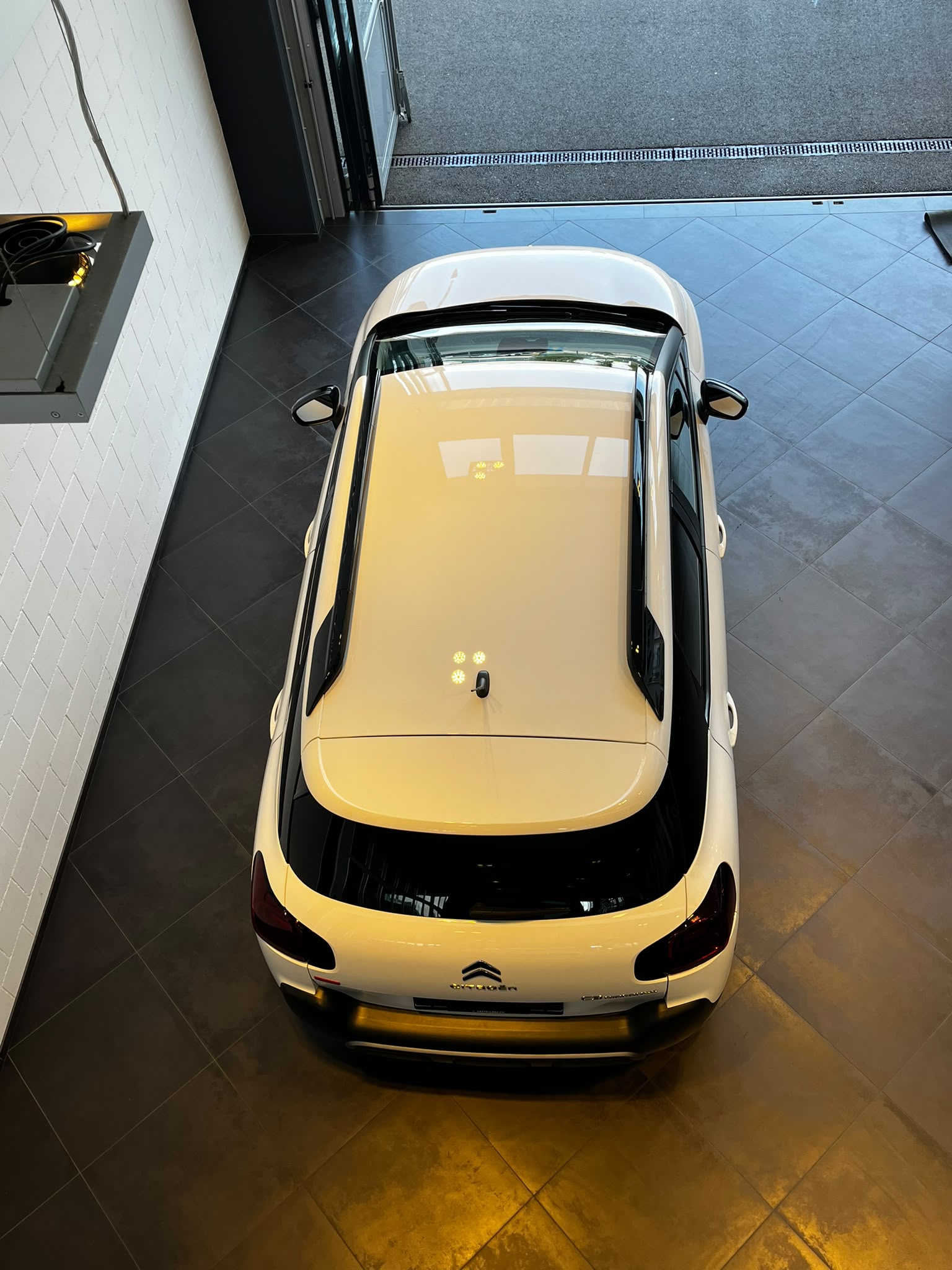 CITROEN C3 Aircross 1.2 SwissEAT6-image-9